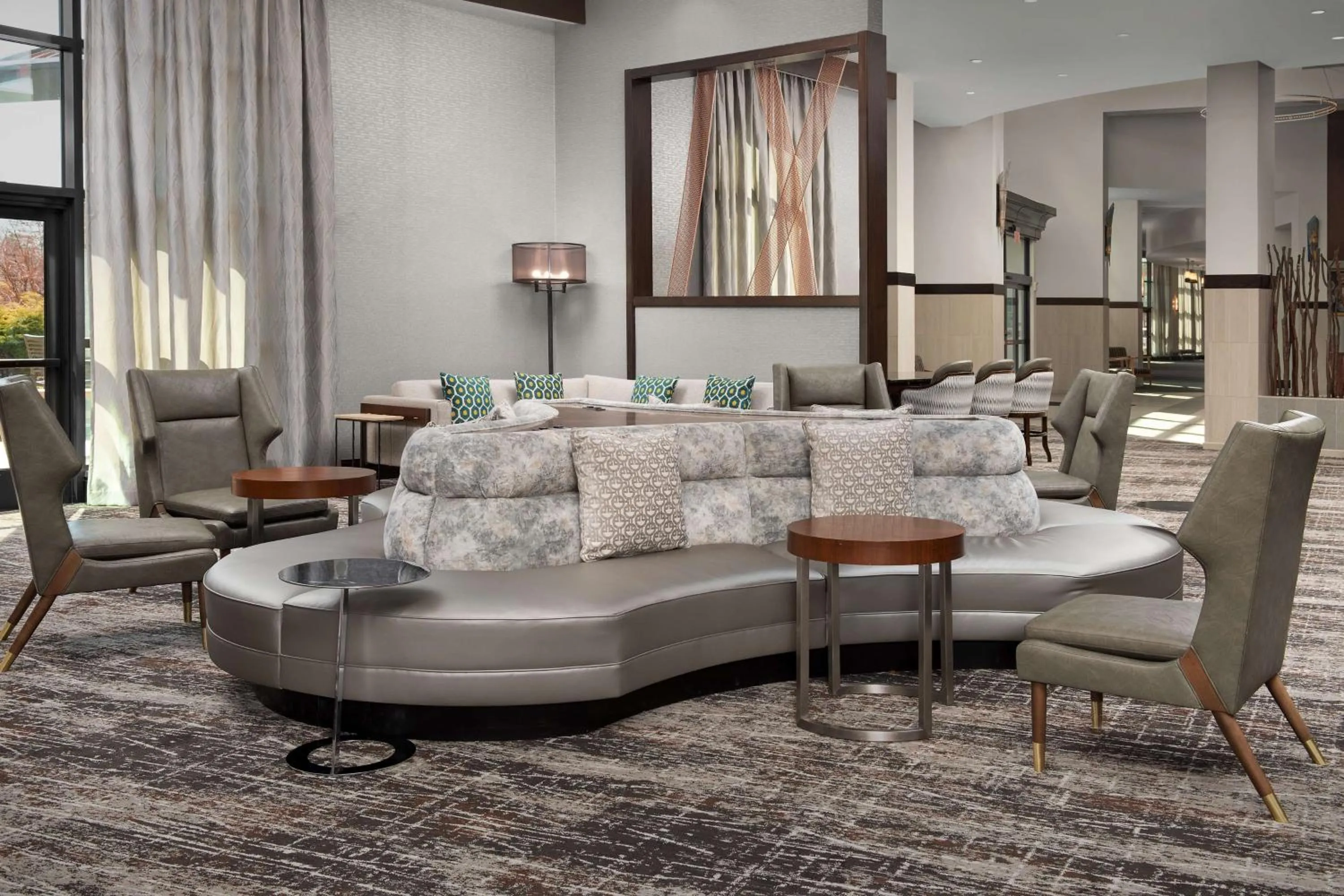 Lobby or reception in Embassy Suites Springfield