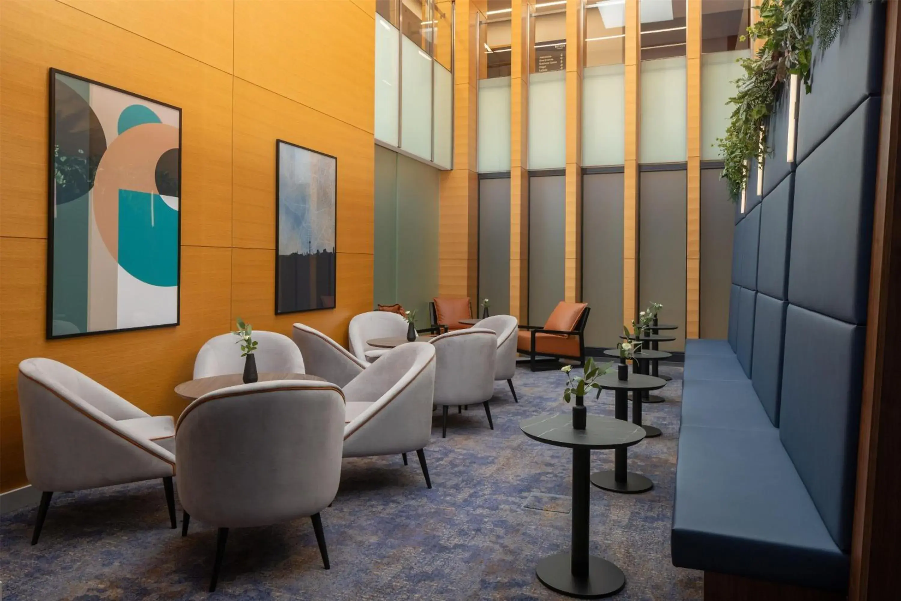 Property building in Hilton Düsseldorf Property building in Hilton Düsseldorf