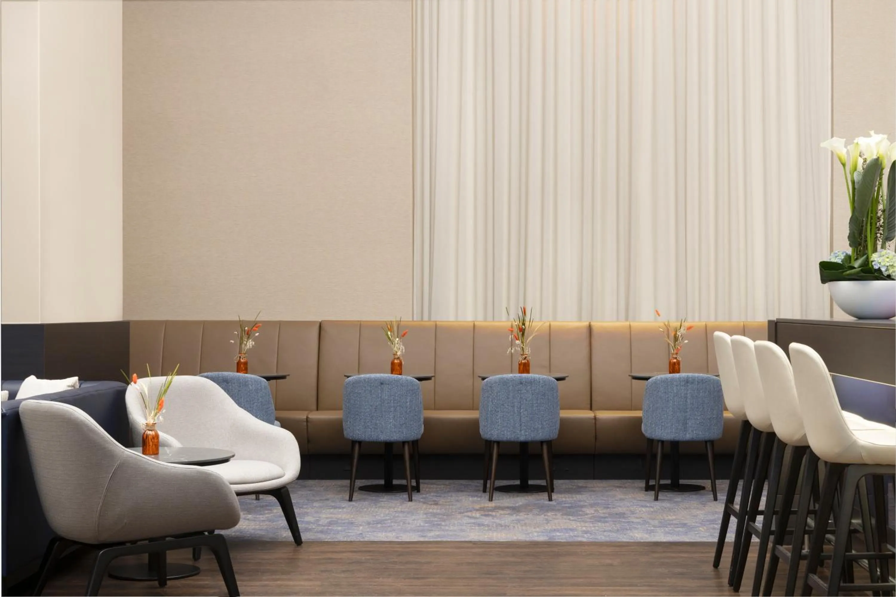 Restaurant/places to eat in Hilton Düsseldorf