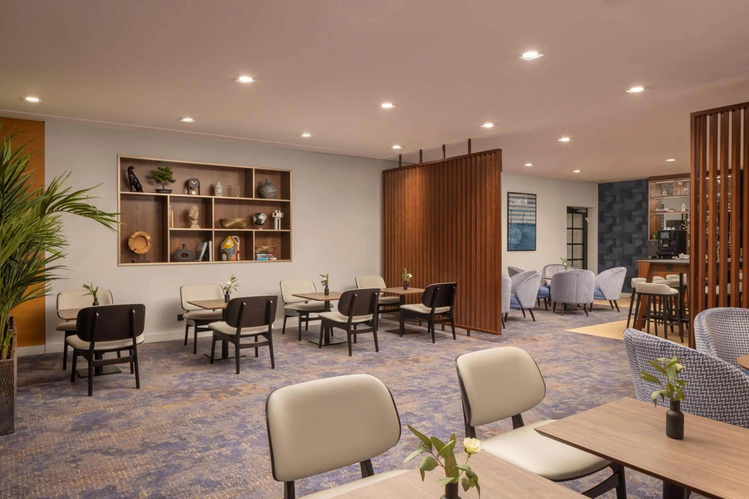 Lounge or bar in Hilton Düsseldorf