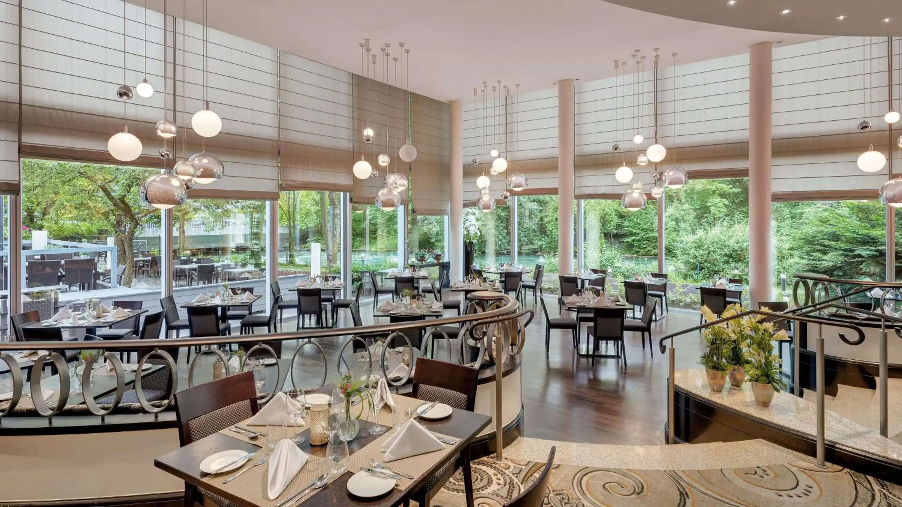 Restaurant/places to eat in Hilton Munich Park Restaurant/places to eat in Hilton Munich Park