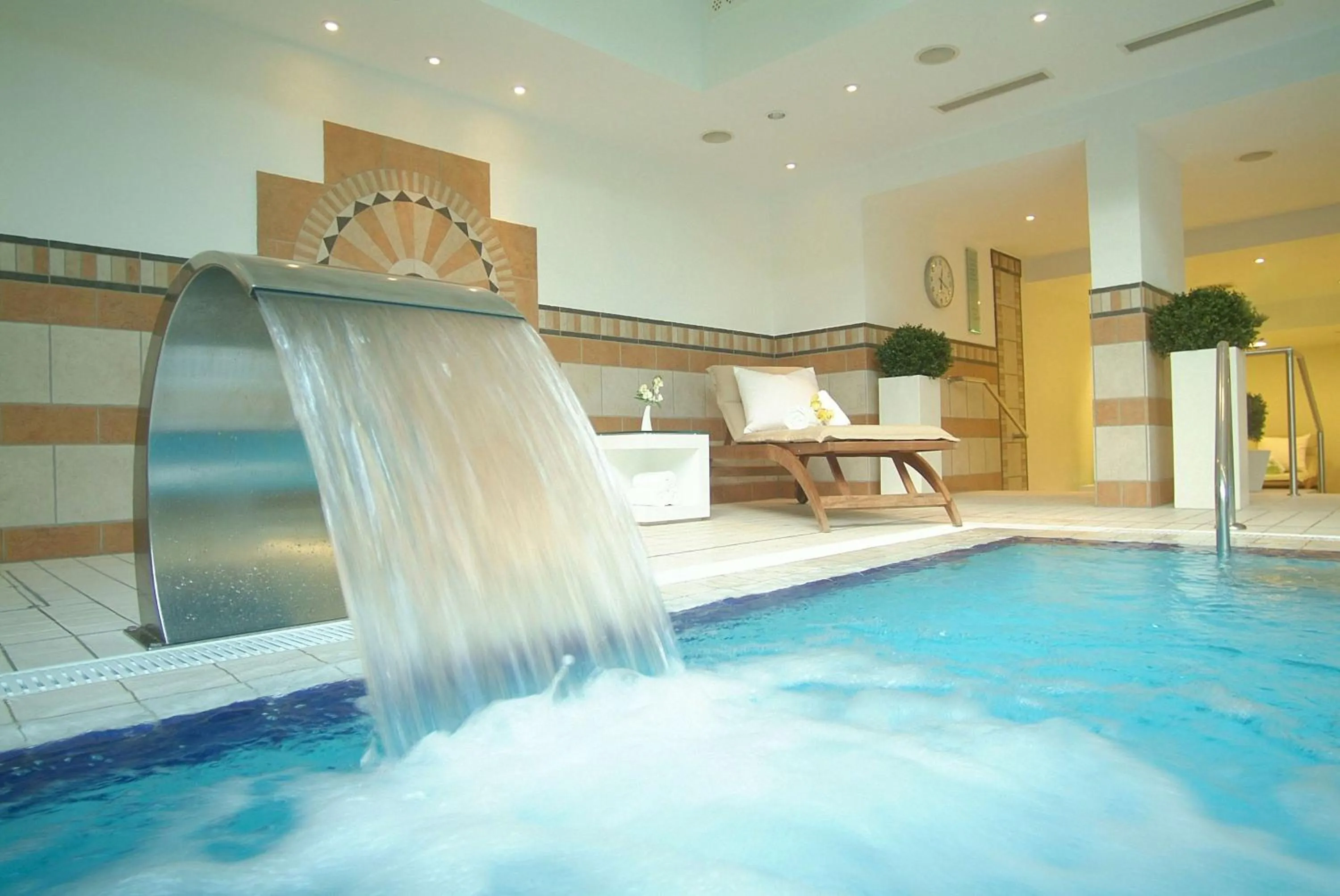 Pool view in Hilton Munich Park