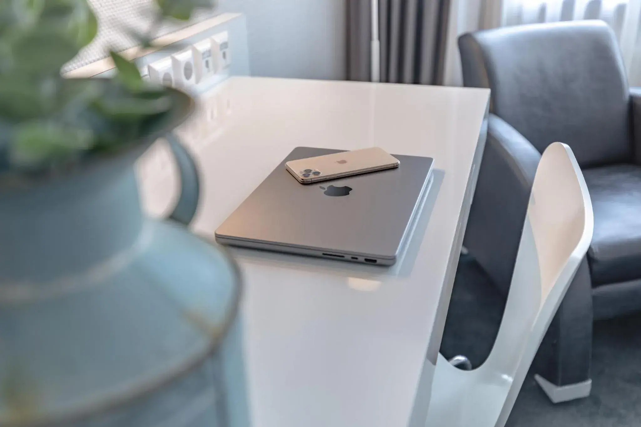 Photo of the whole room in Garner Hotel Berlin - Checkpoint Charlie by IHG Photo of the whole room in Garner Hotel Berlin - Checkpoint Charlie by IHG