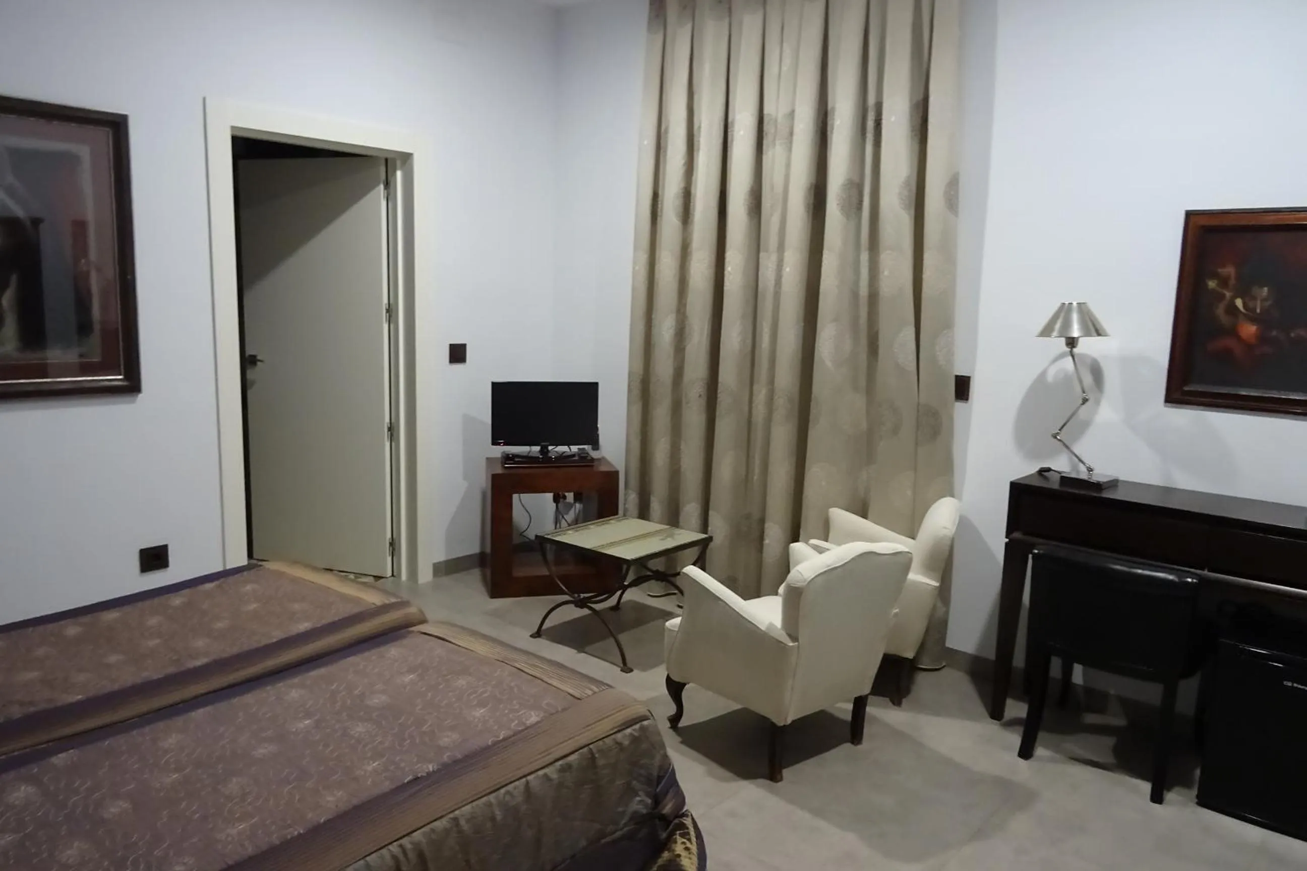 Photo of the whole room, Bed in La Posada de las Casitas