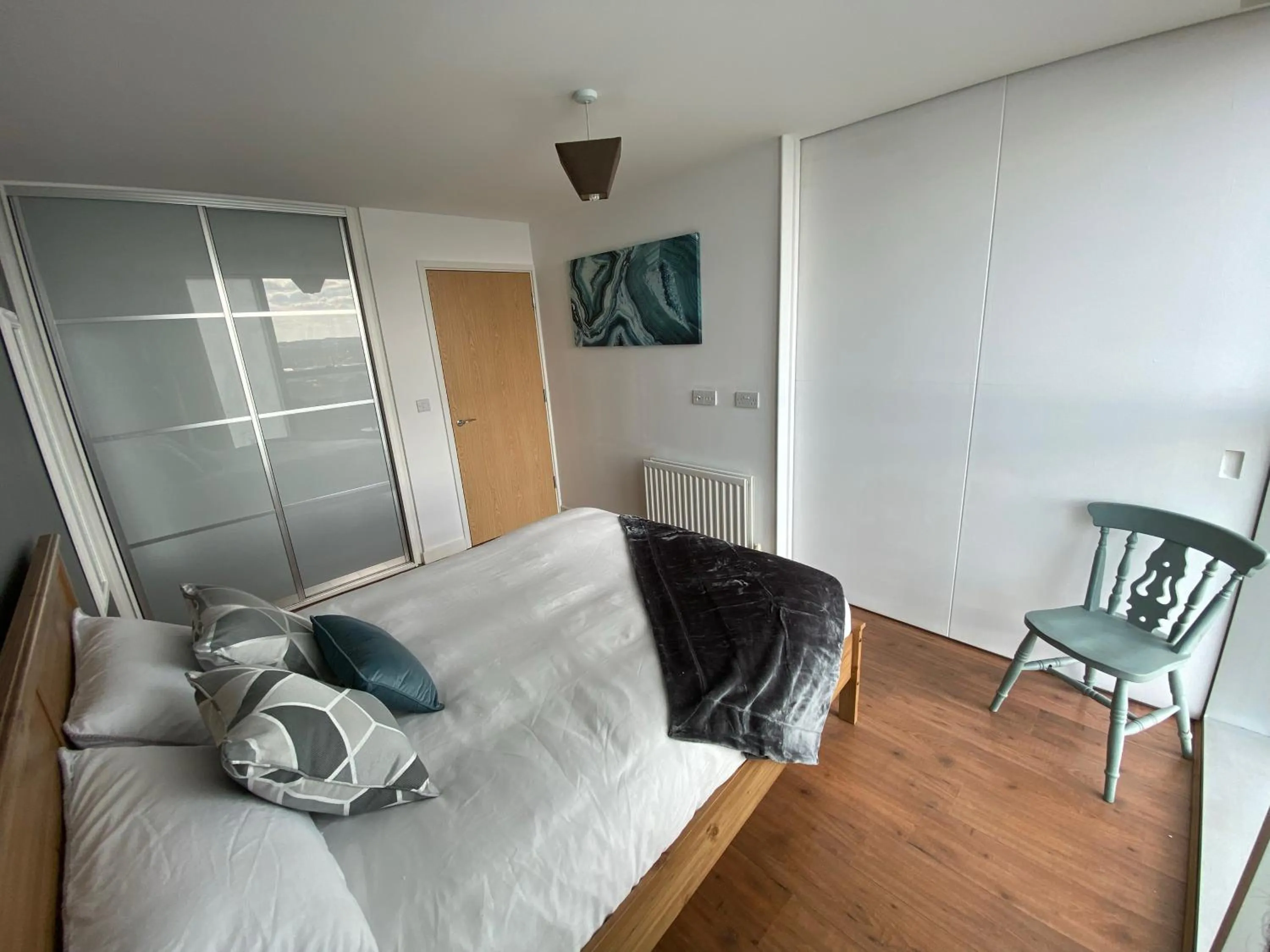 Bedroom, Bed in Tailor That Property - Chelsea House