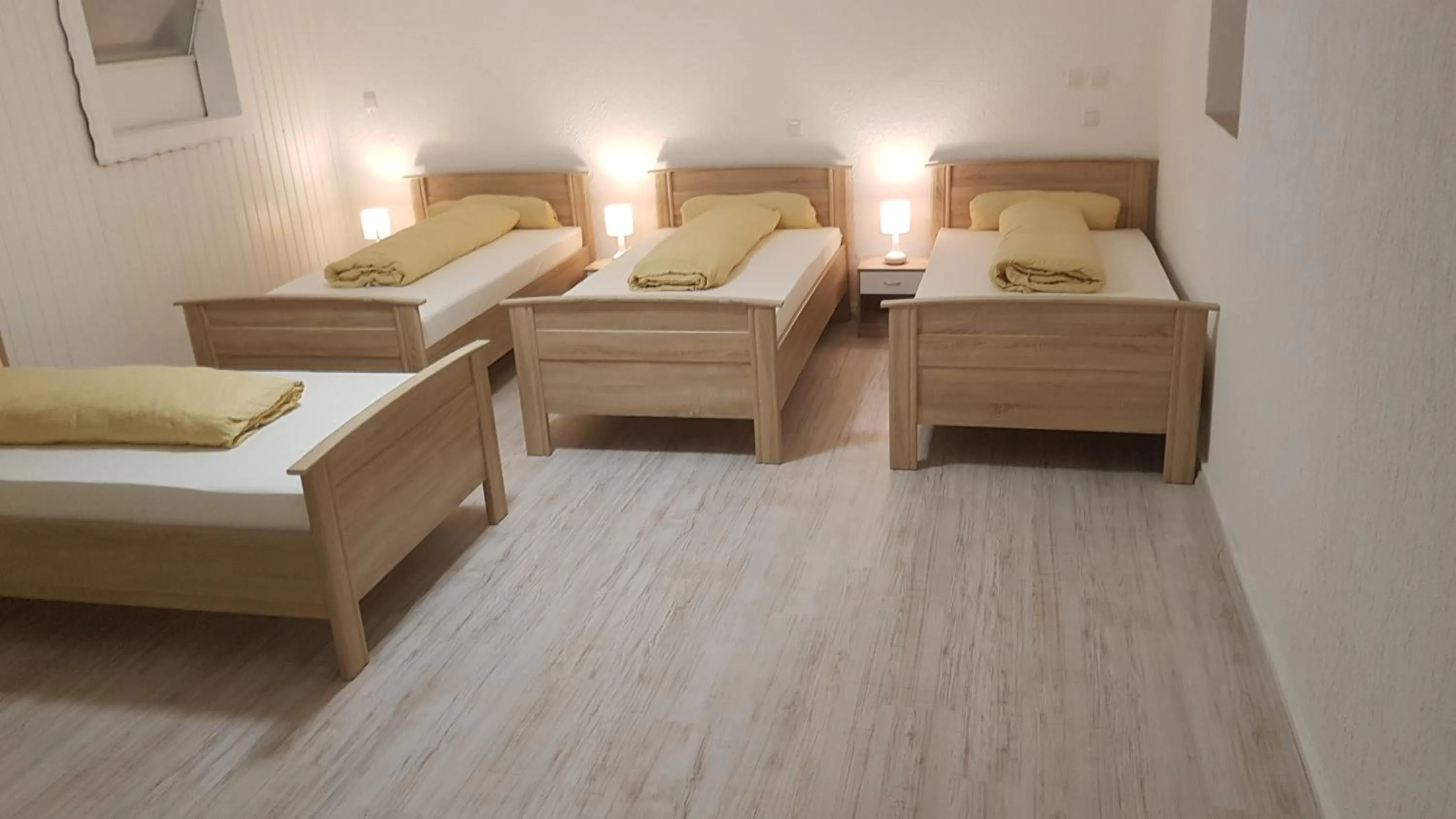 Bed in Air Rooms Hotel