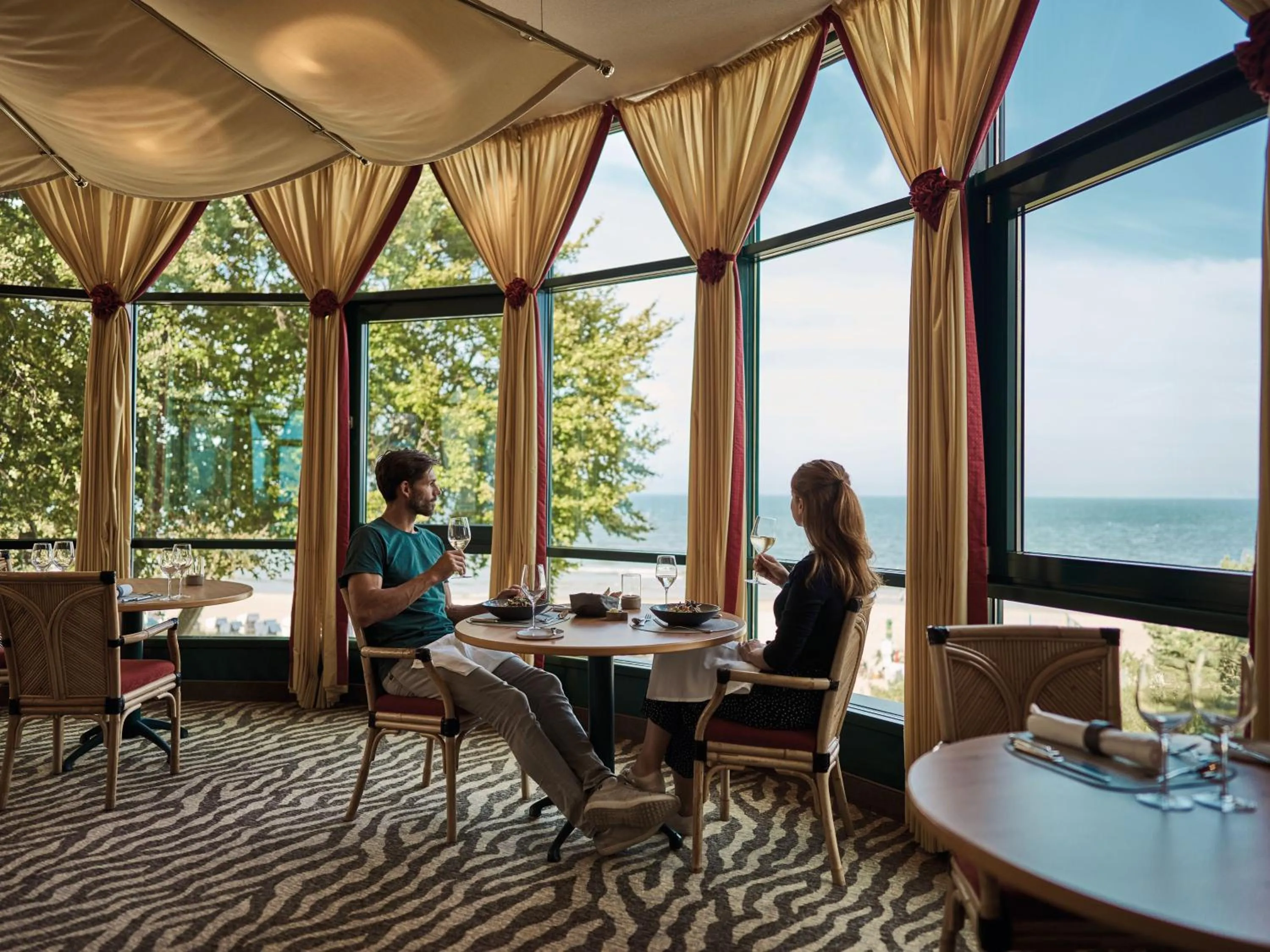 Restaurant/places to eat in aja Strandhotel Bansin