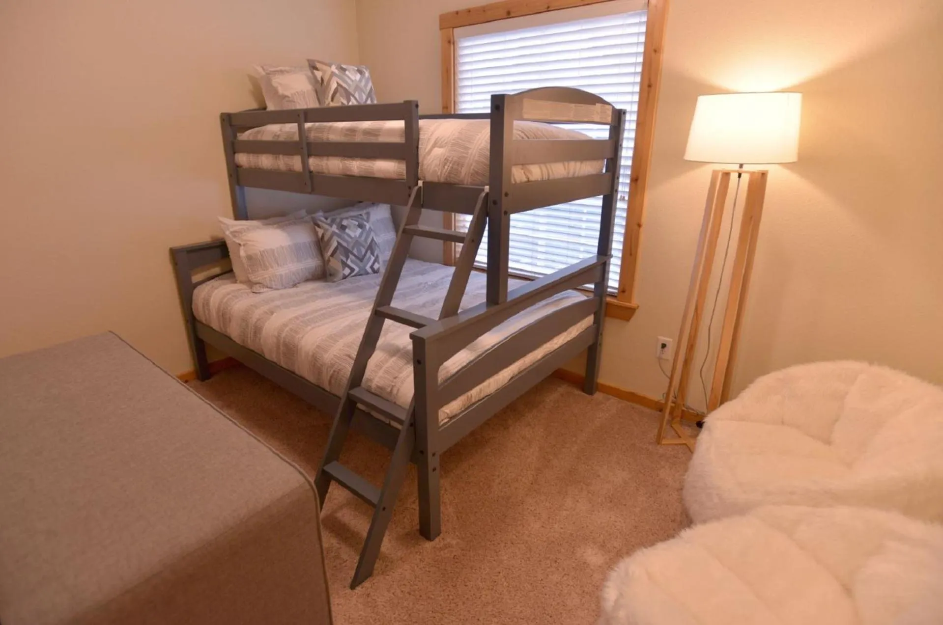 Bed in Mountain Therapy by Casago McCall - Donerightmanagement