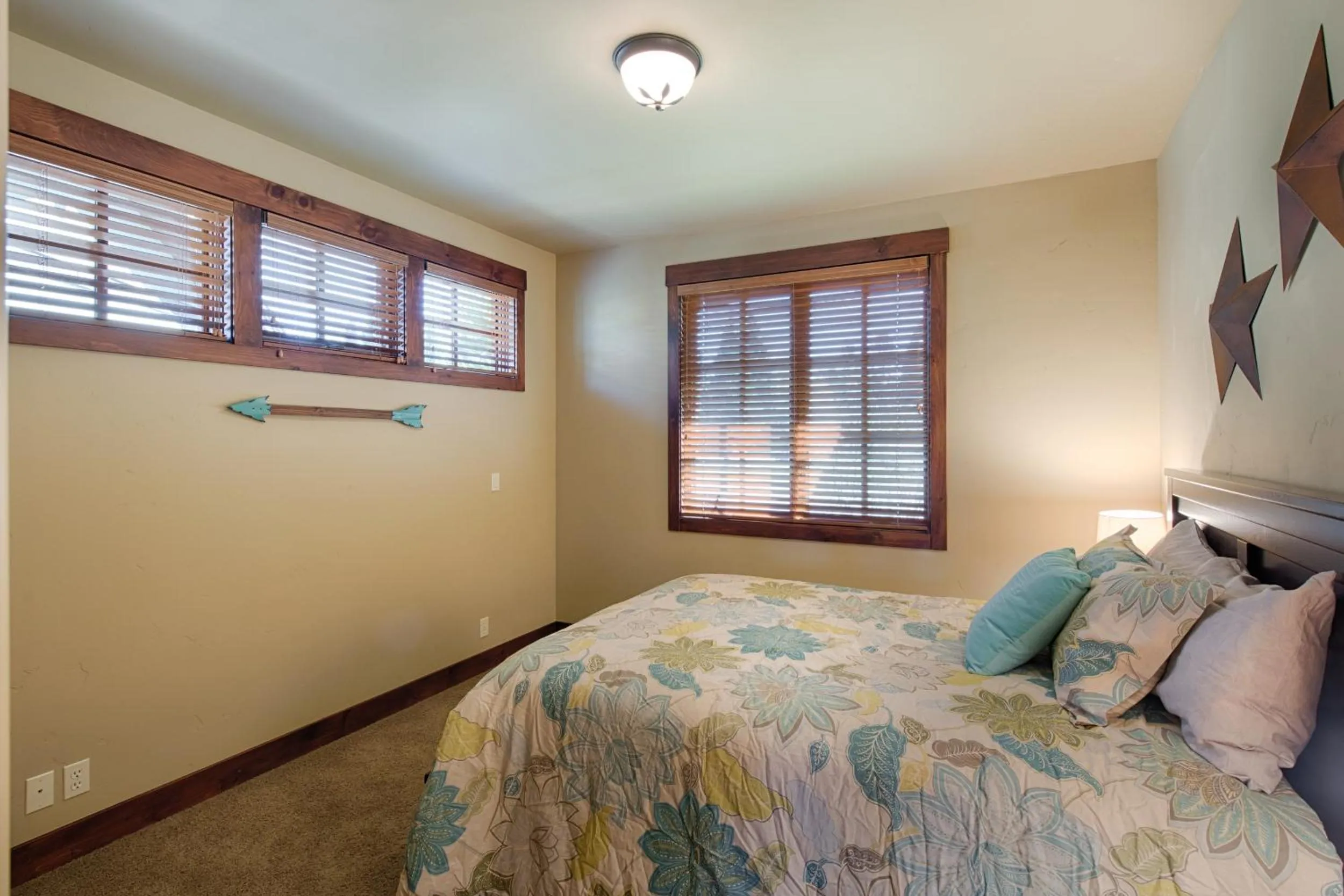 Bed in Greystone on Payette Lake by Casago McCall - Donerightmanagement