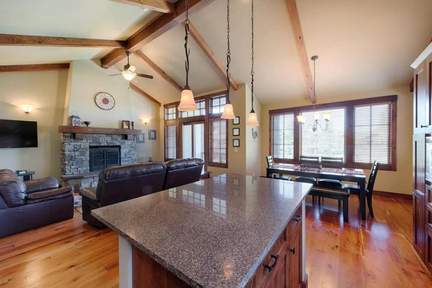 Dining area in Greystone on Payette Lake by Casago McCall - Donerightmanagement