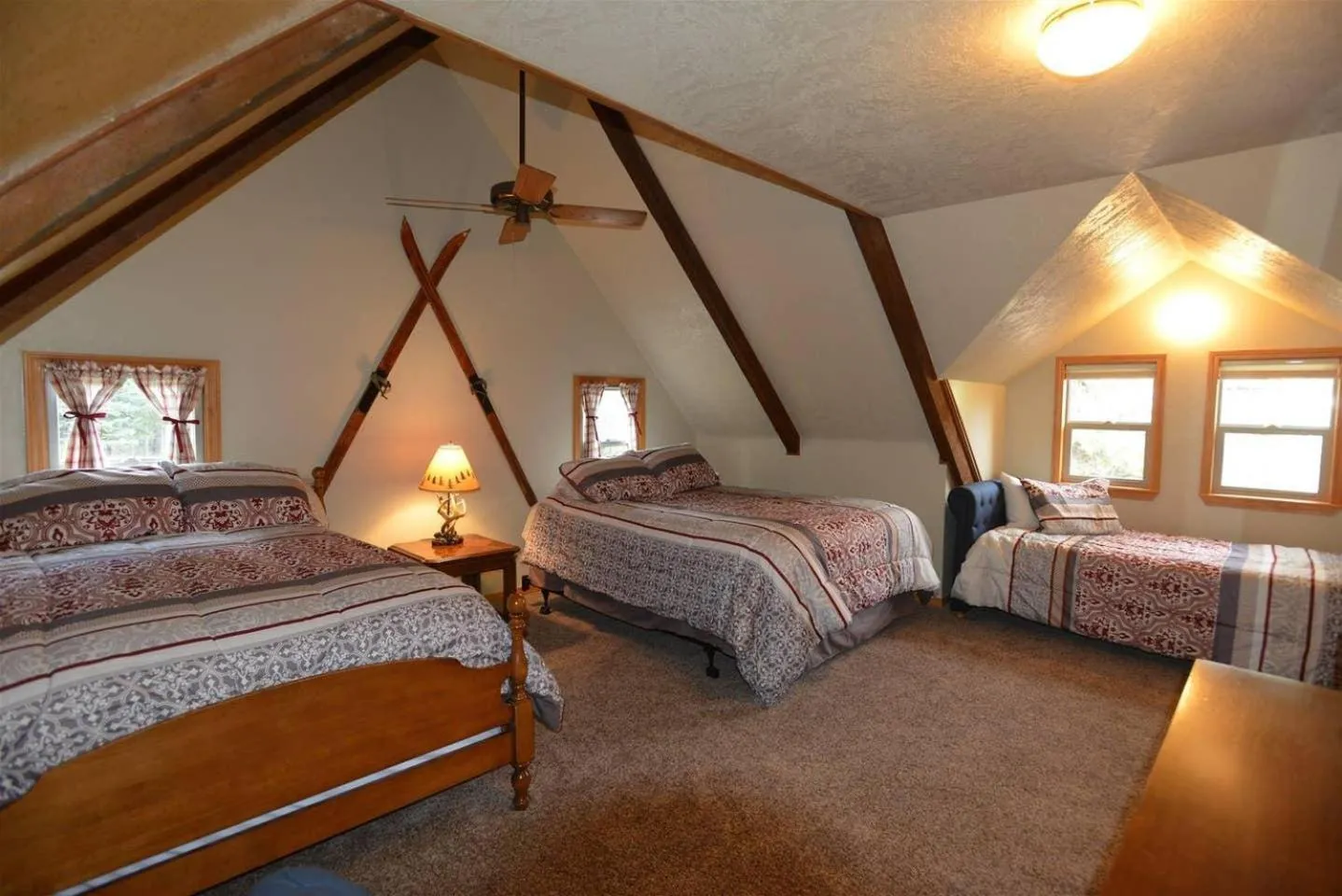 Bedroom, Bed in Mountain Joy by Casago McCall - Donerightmanagement