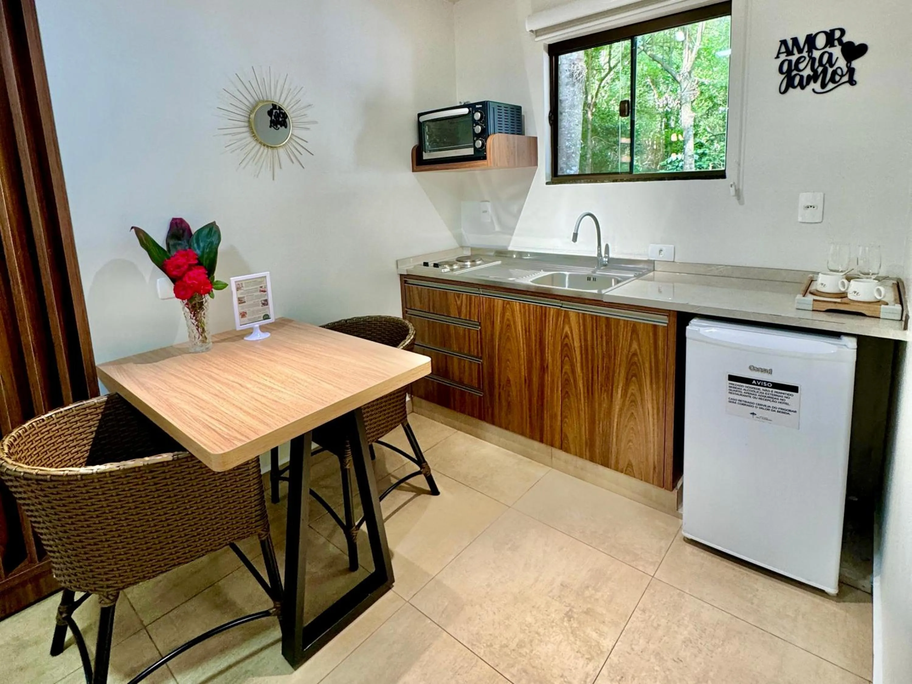Kitchen or kitchenette in Hotel Fazenda Vale Alvorada