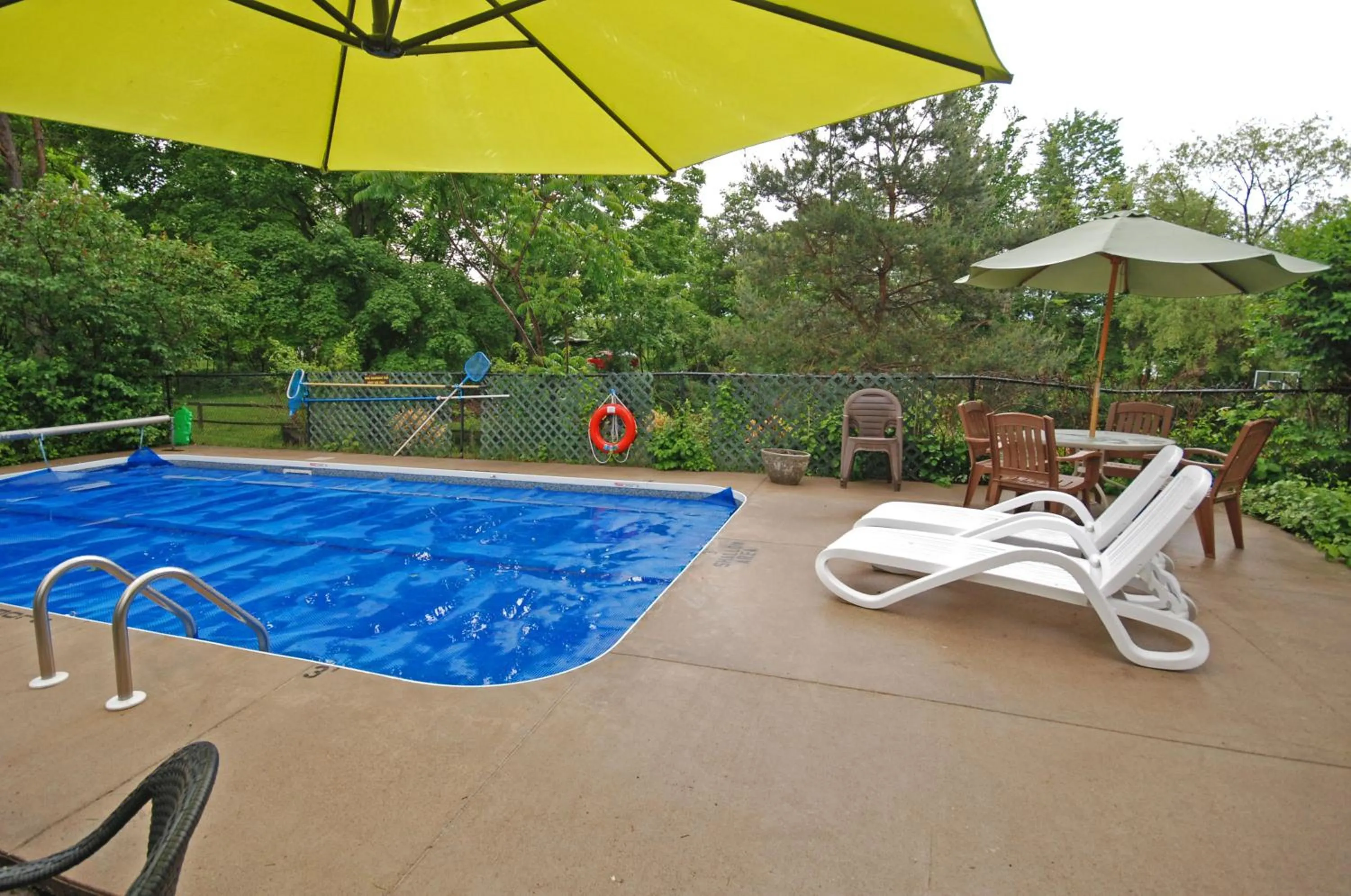 Patio in Ogopogo Resort
