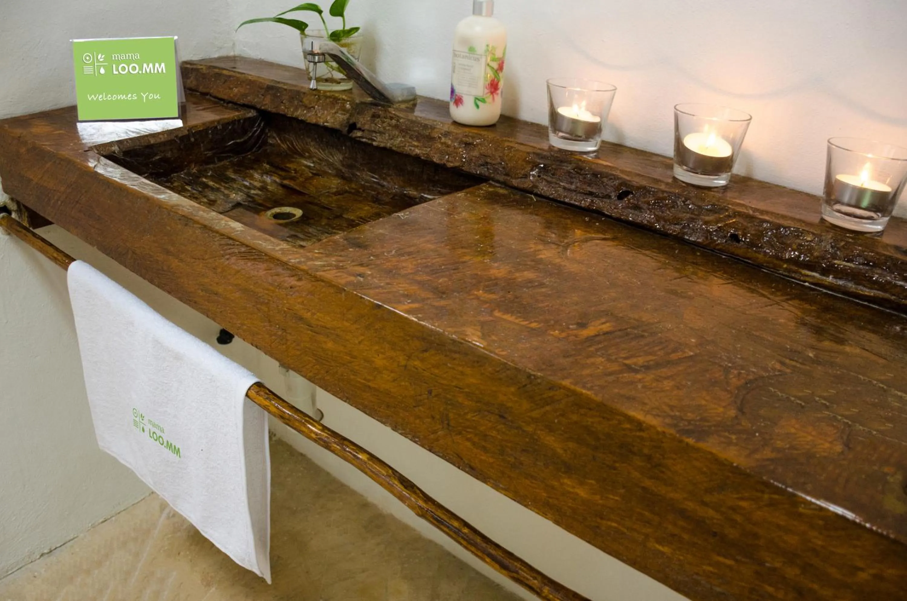 Public Bath in Glamping Mama Loo mm