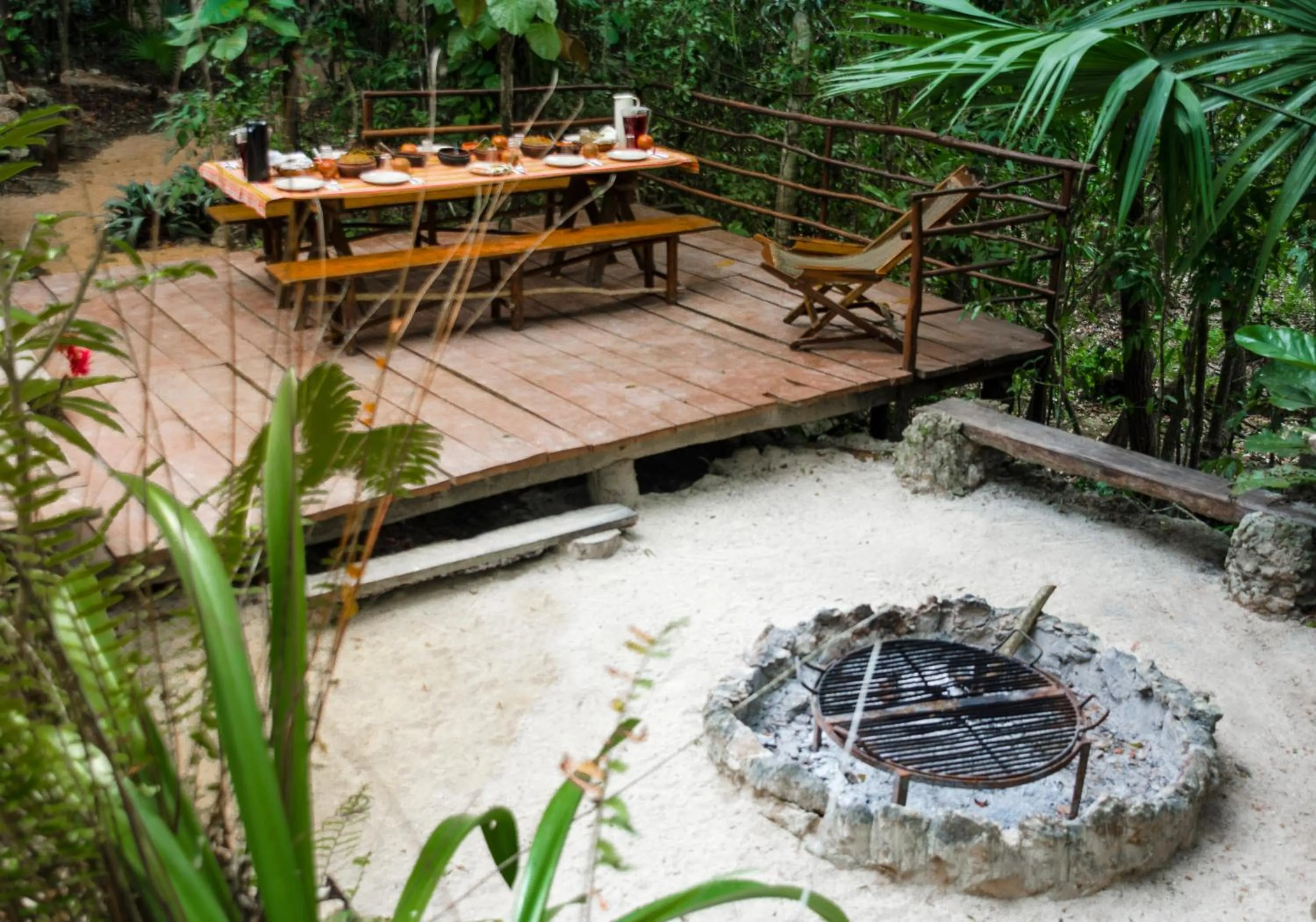 Restaurant/places to eat in Glamping Mama Loo mm