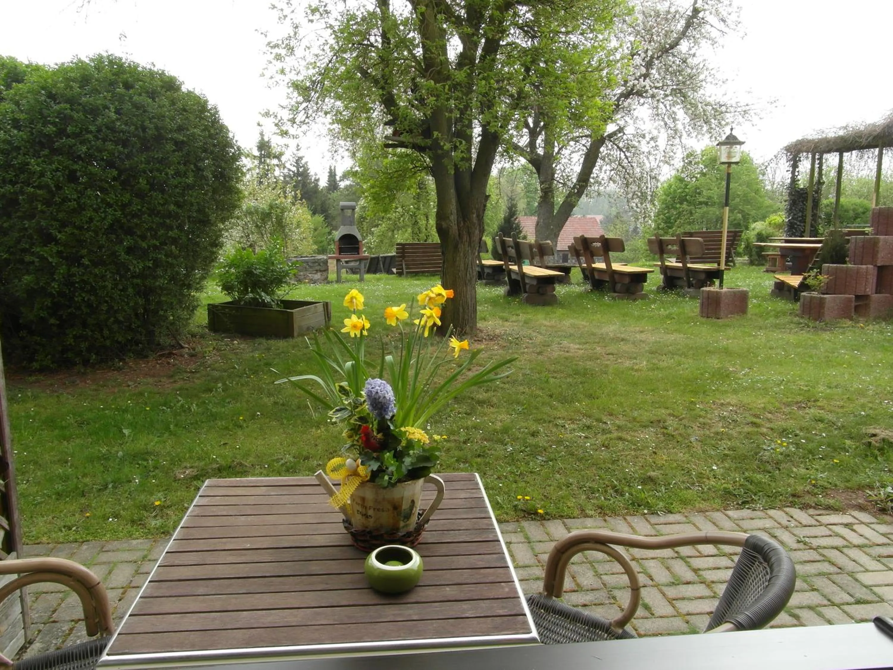Garden in Landhotel BurgenBlick Garni & Tagungshotel