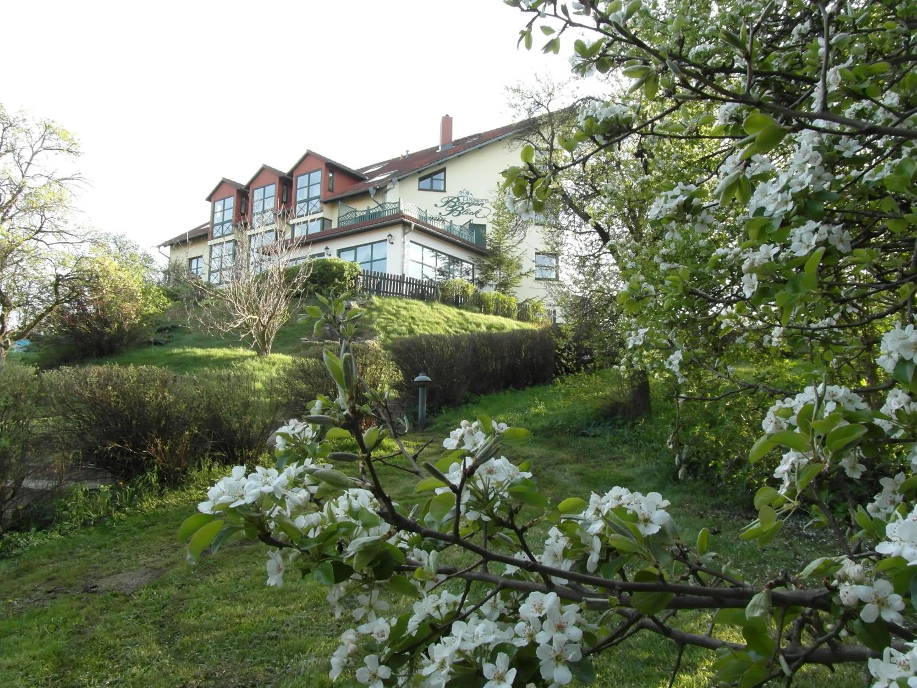 Area and facilities in Landhotel BurgenBlick Garni & Tagungshotel