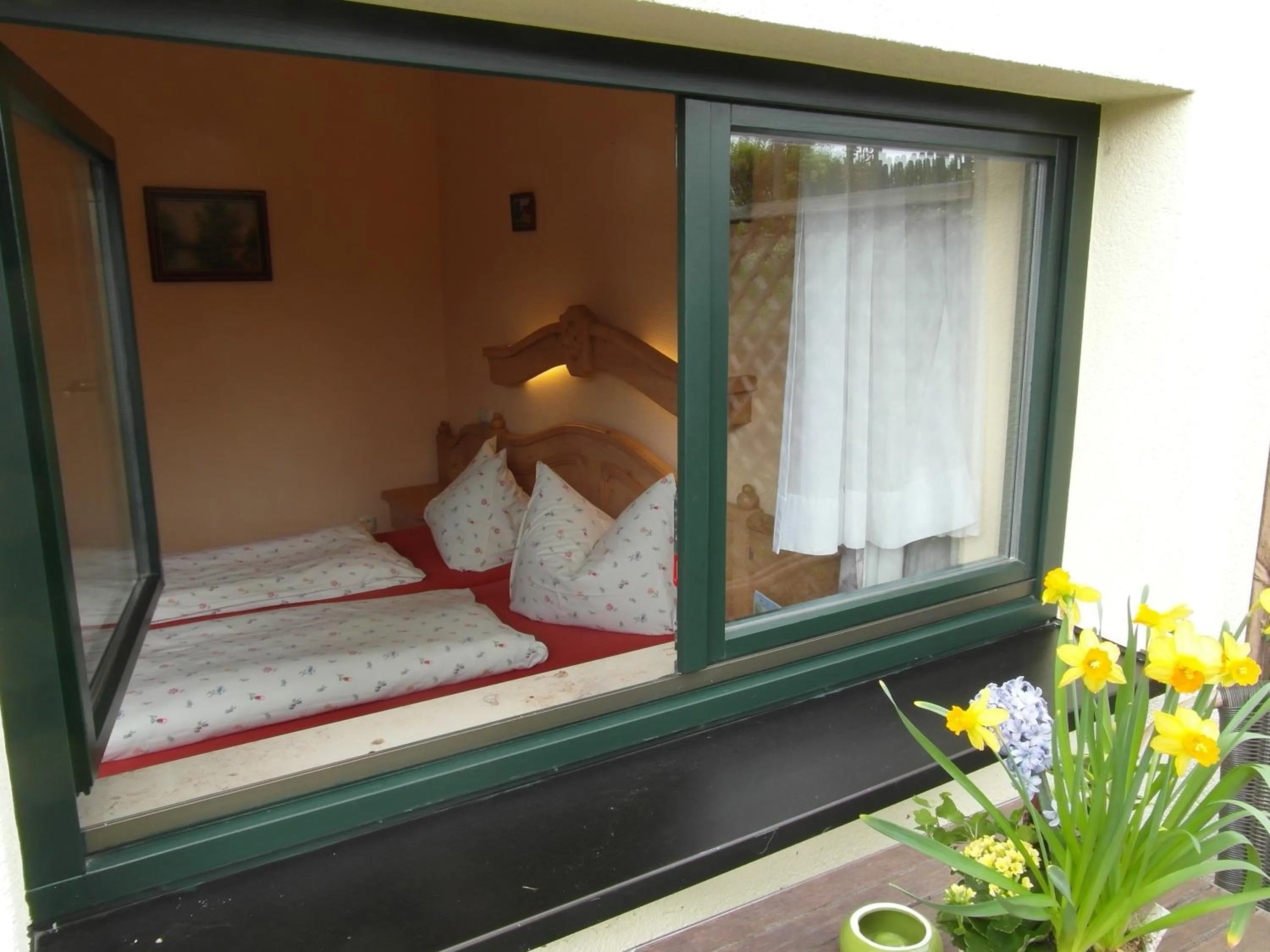 Photo of the whole room in Landhotel BurgenBlick Garni & Tagungshotel