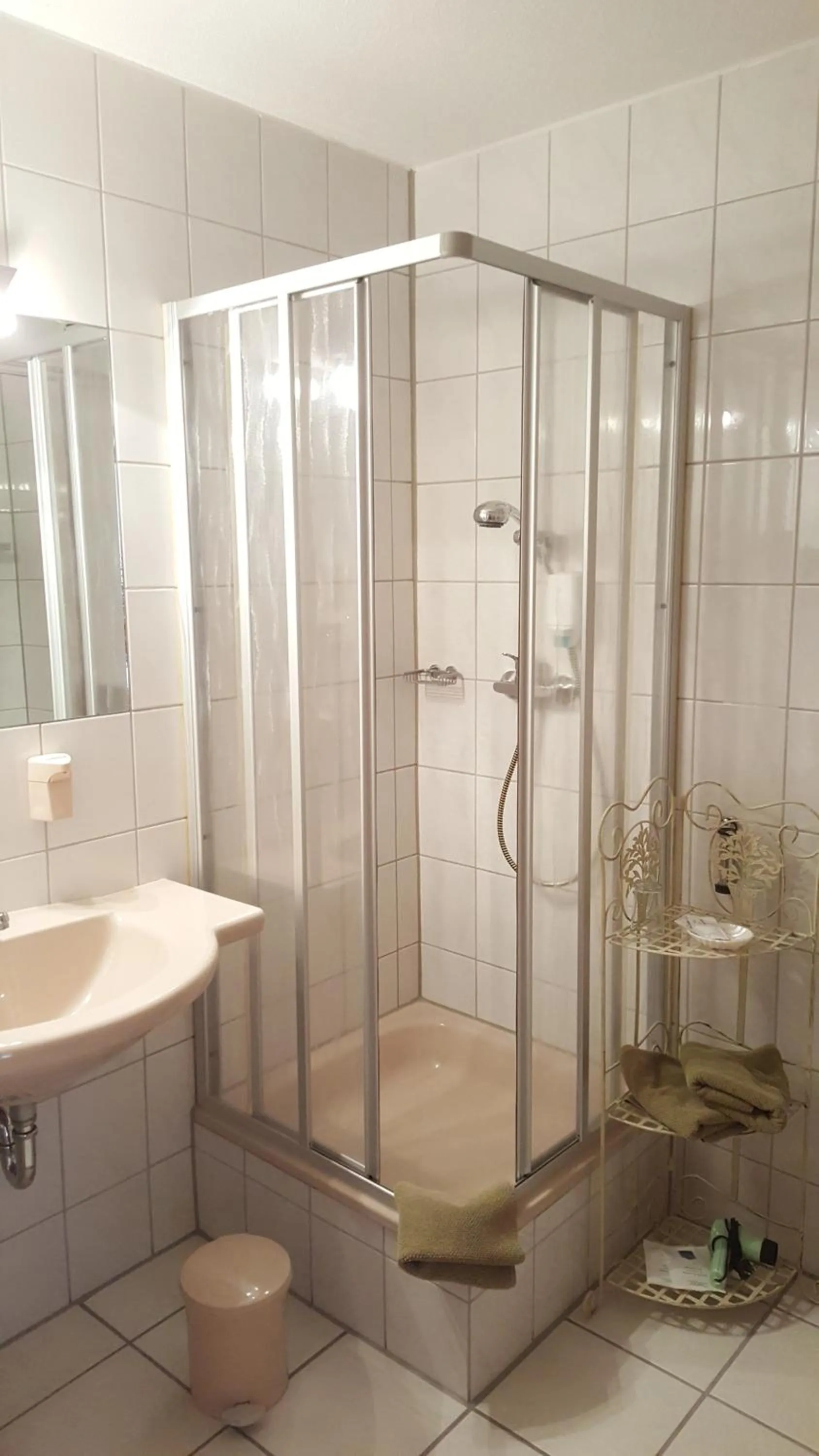 Photo of the whole room in Landhotel BurgenBlick Garni & Tagungshotel