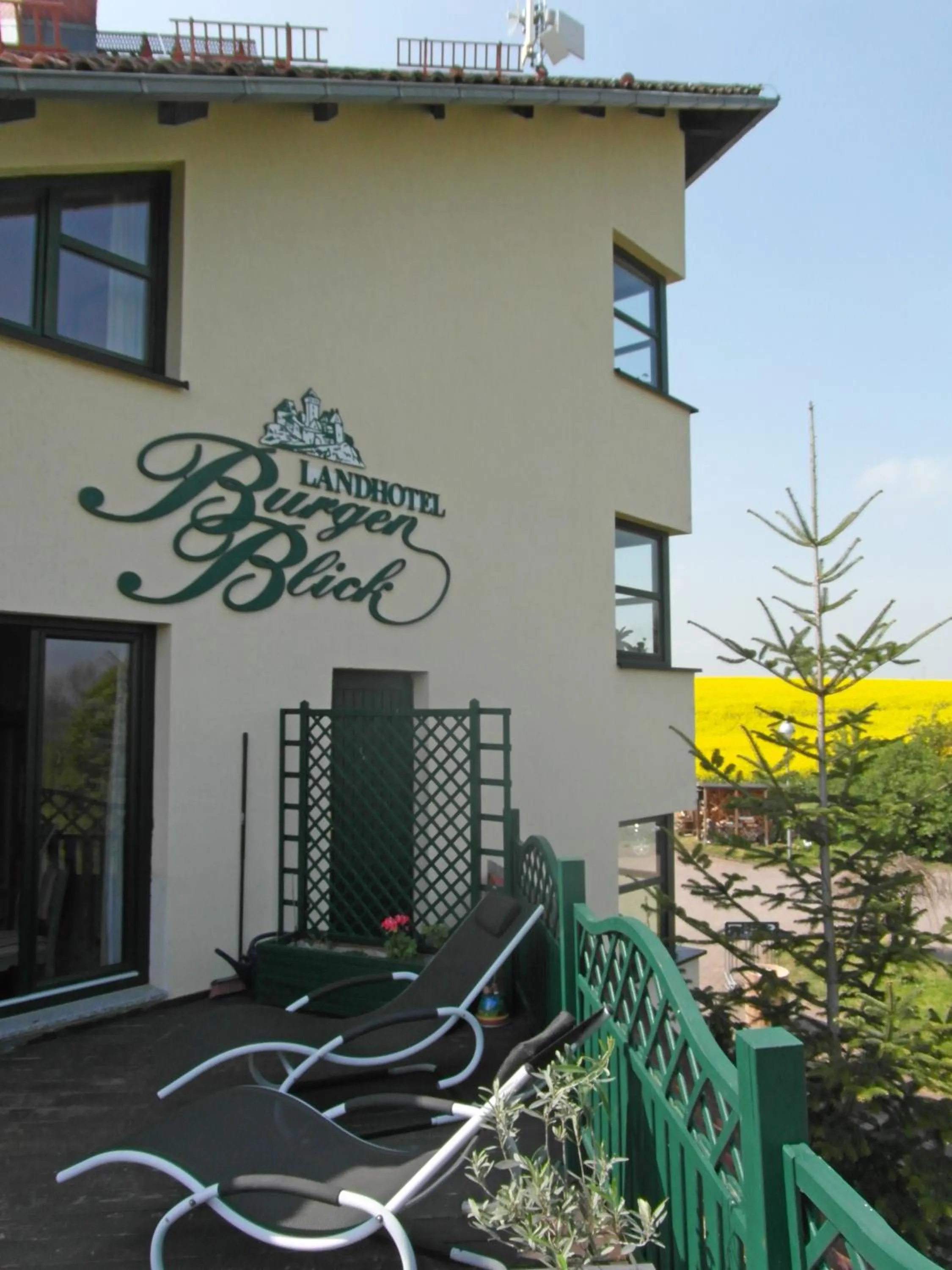Balcony/Terrace in Landhotel BurgenBlick Garni & Tagungshotel