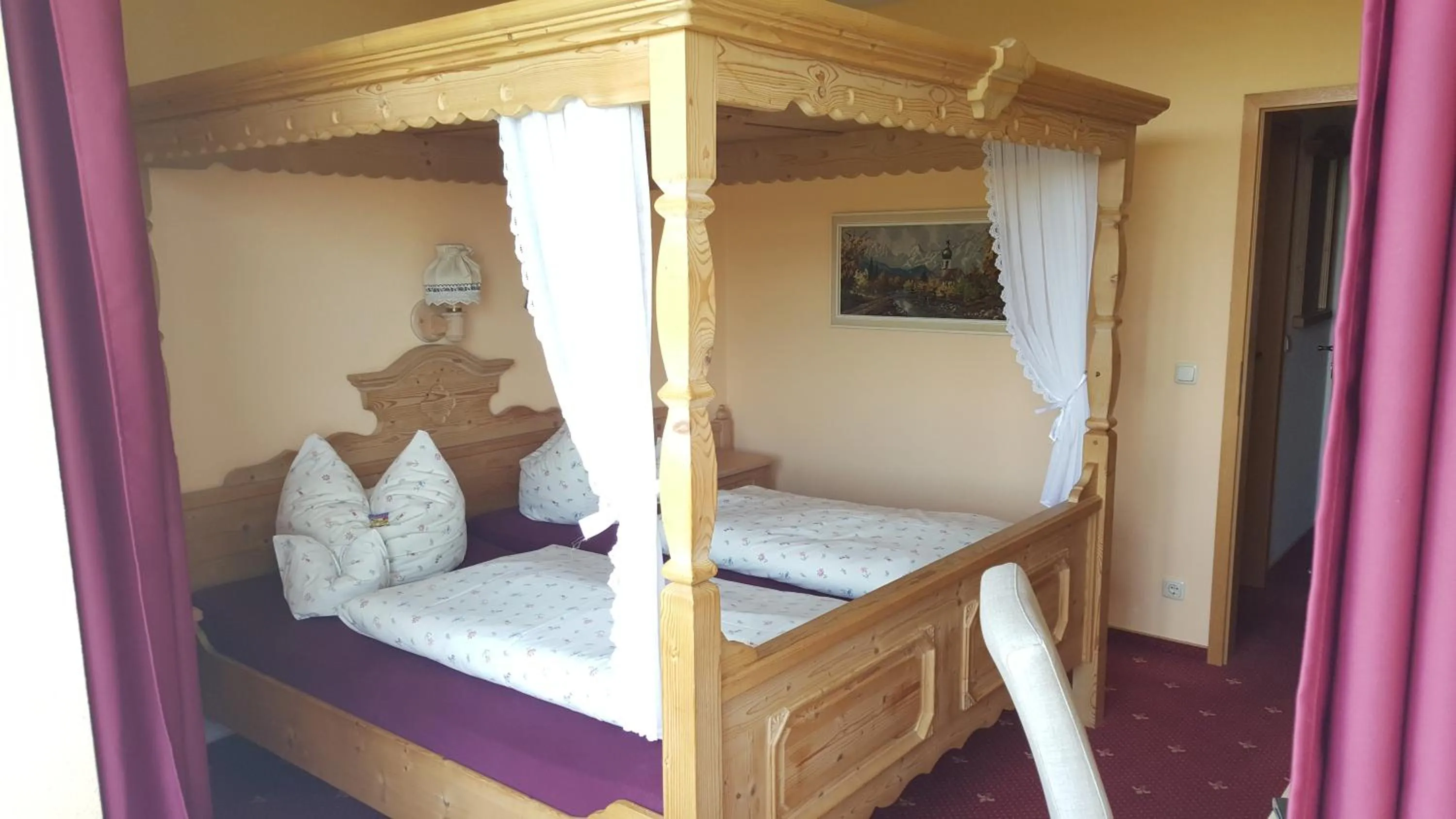 Shower in Landhotel BurgenBlick Garni & Tagungshotel