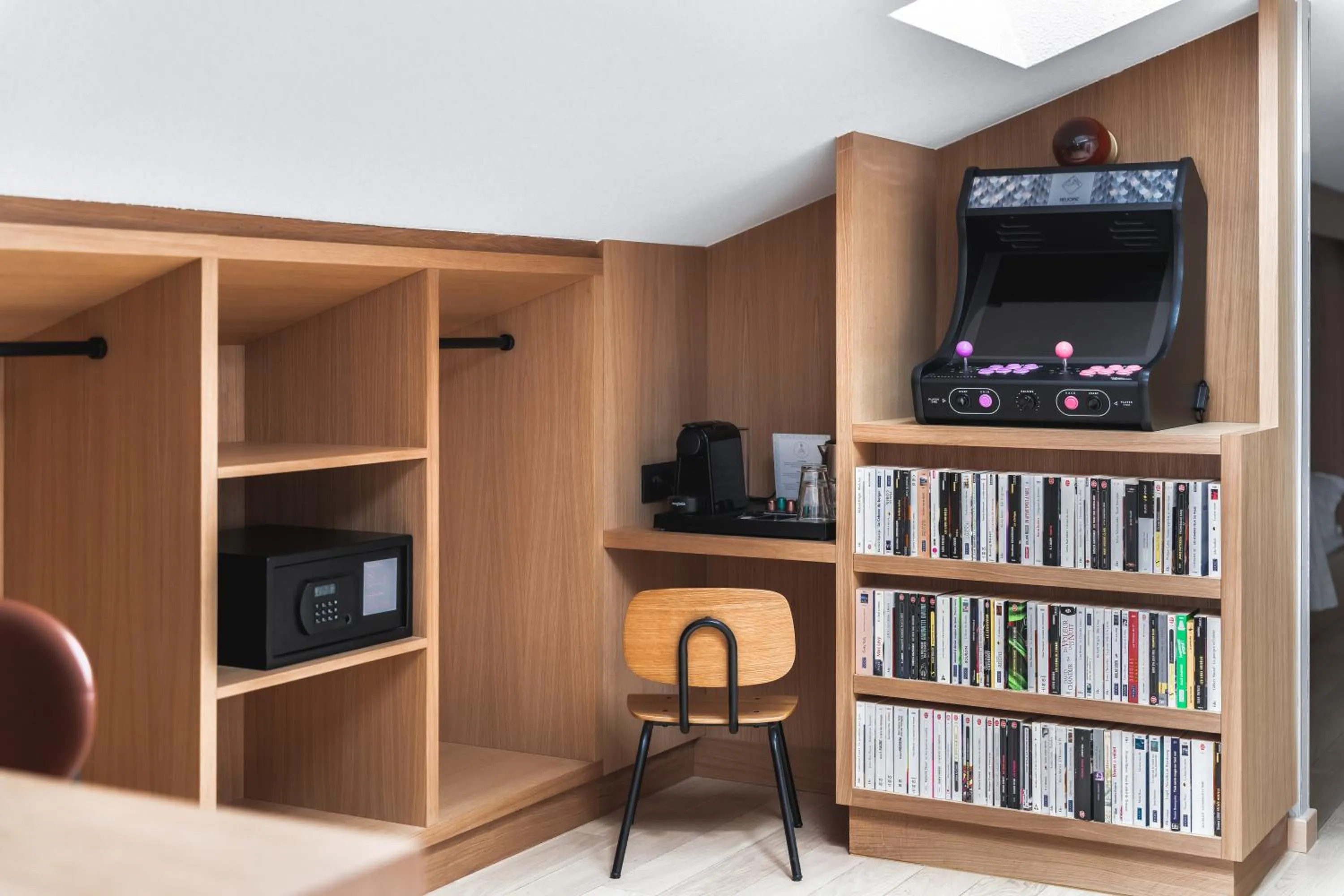 Library in Heliopic Hotel & Spa