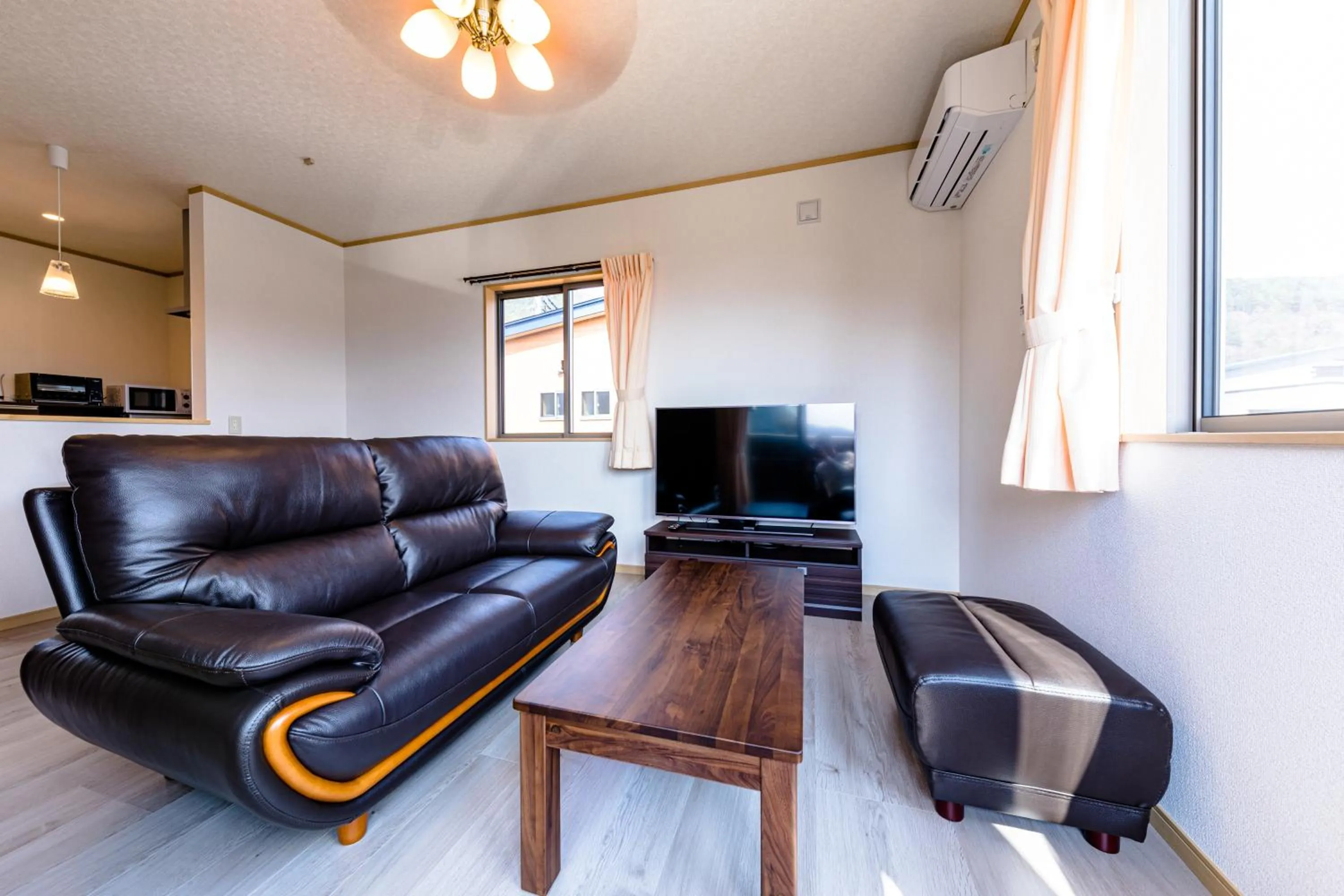 TV and multimedia in Furaku-Dog