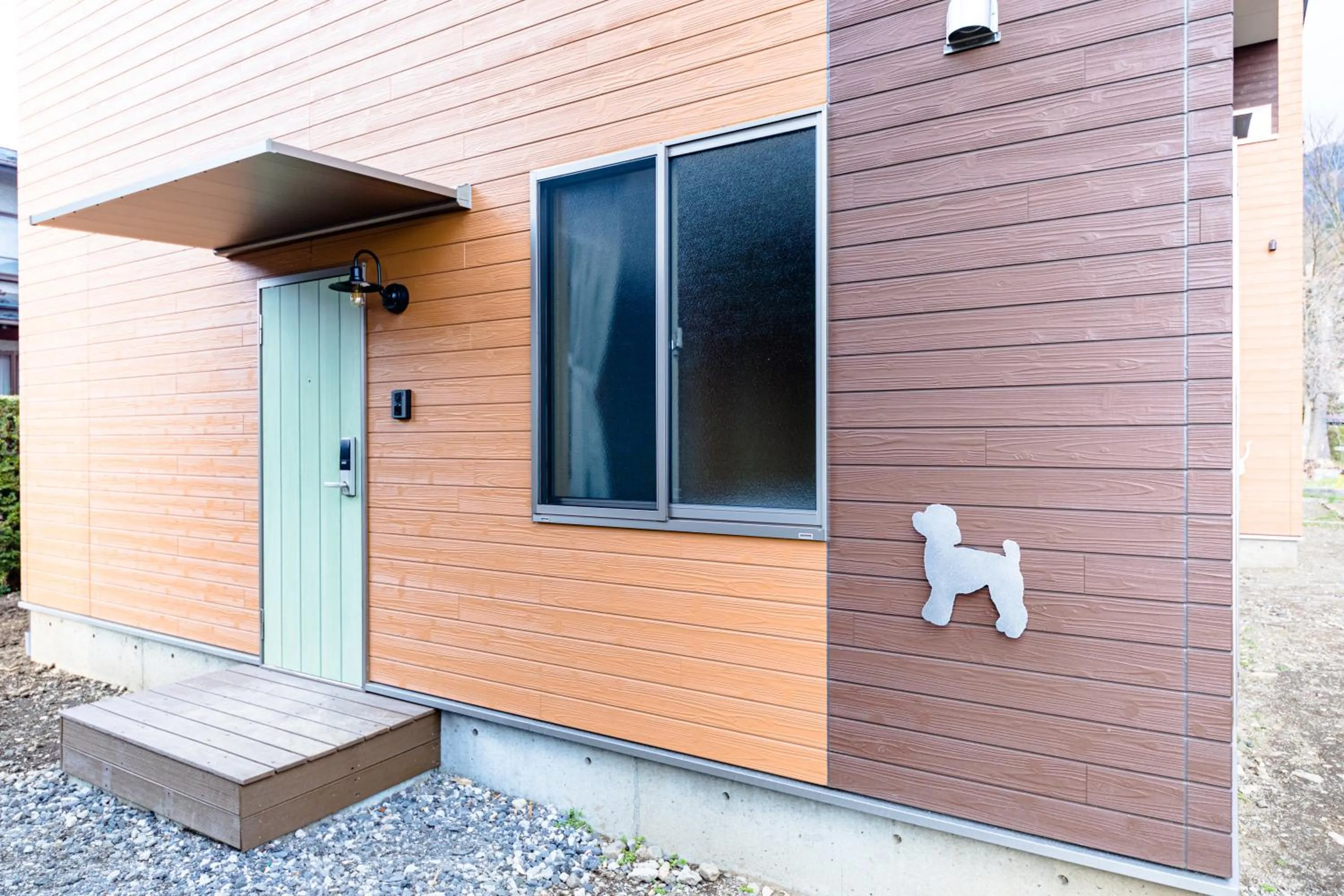 Property building in Furaku-Poodle