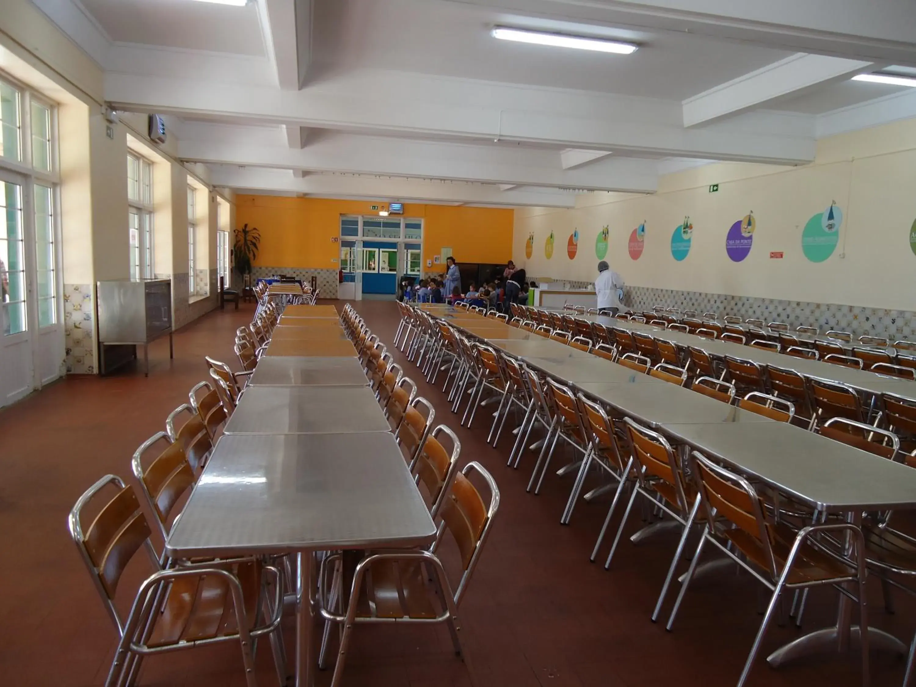 Restaurant/places to eat in Turismo do Seculo Restaurant/places to eat in Turismo do Seculo