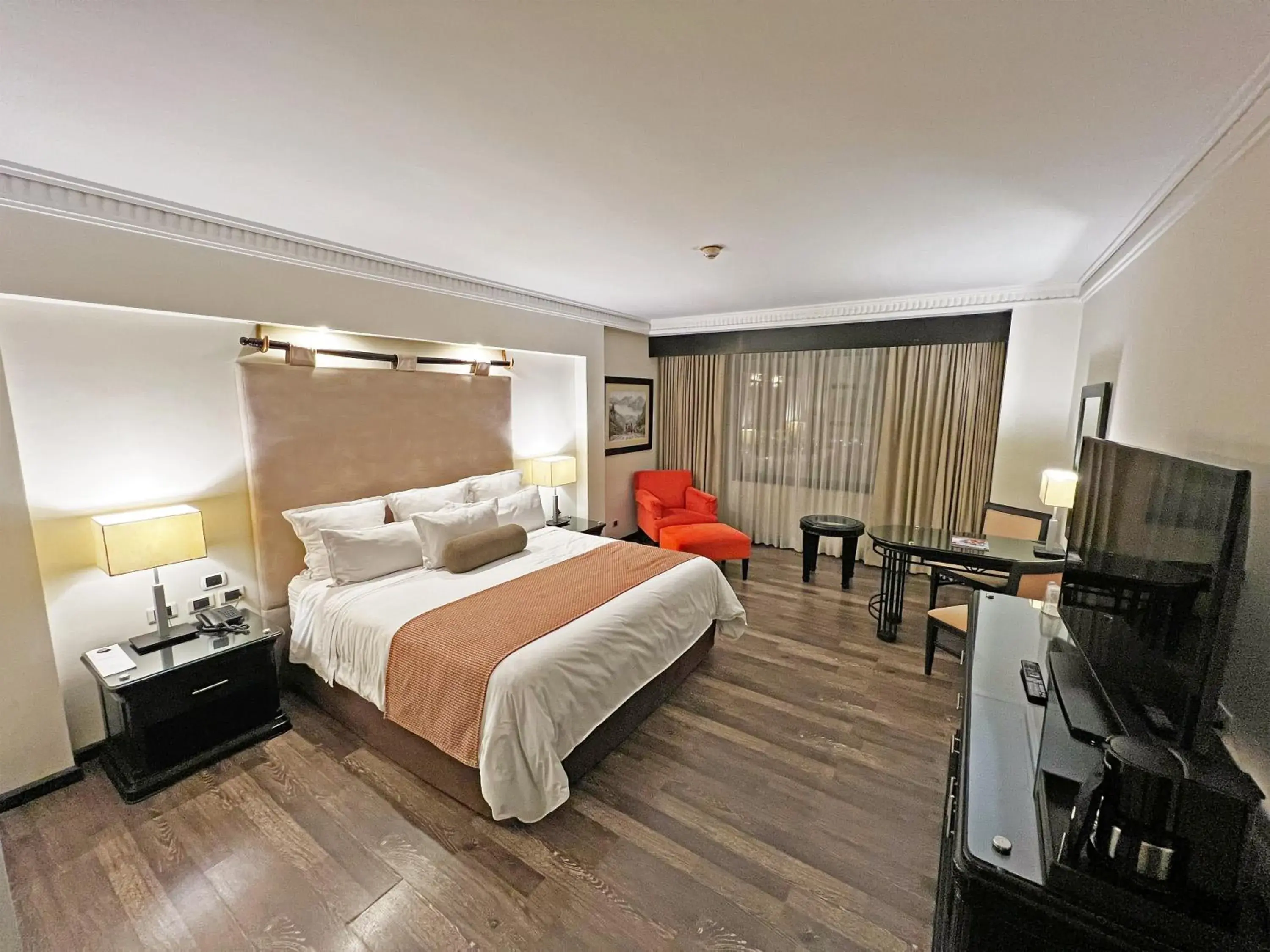 Bedroom, Bed in Tikal Futura Hotel & Convention Center Bedroom, Bed in Tikal Futura Hotel & Convention Center