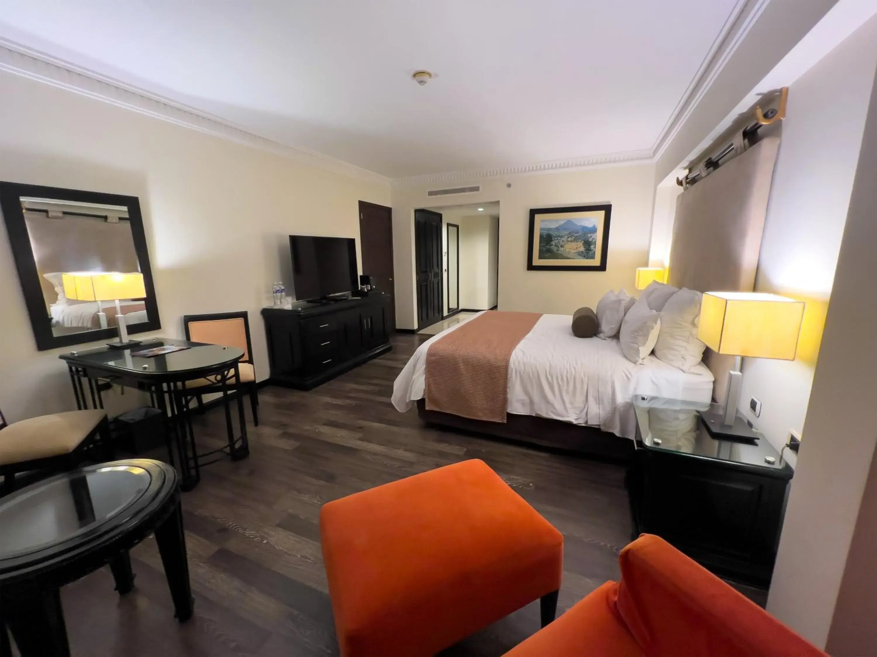 Bedroom, Bed in Tikal Futura Hotel & Convention Center Bedroom, Bed in Tikal Futura Hotel & Convention Center