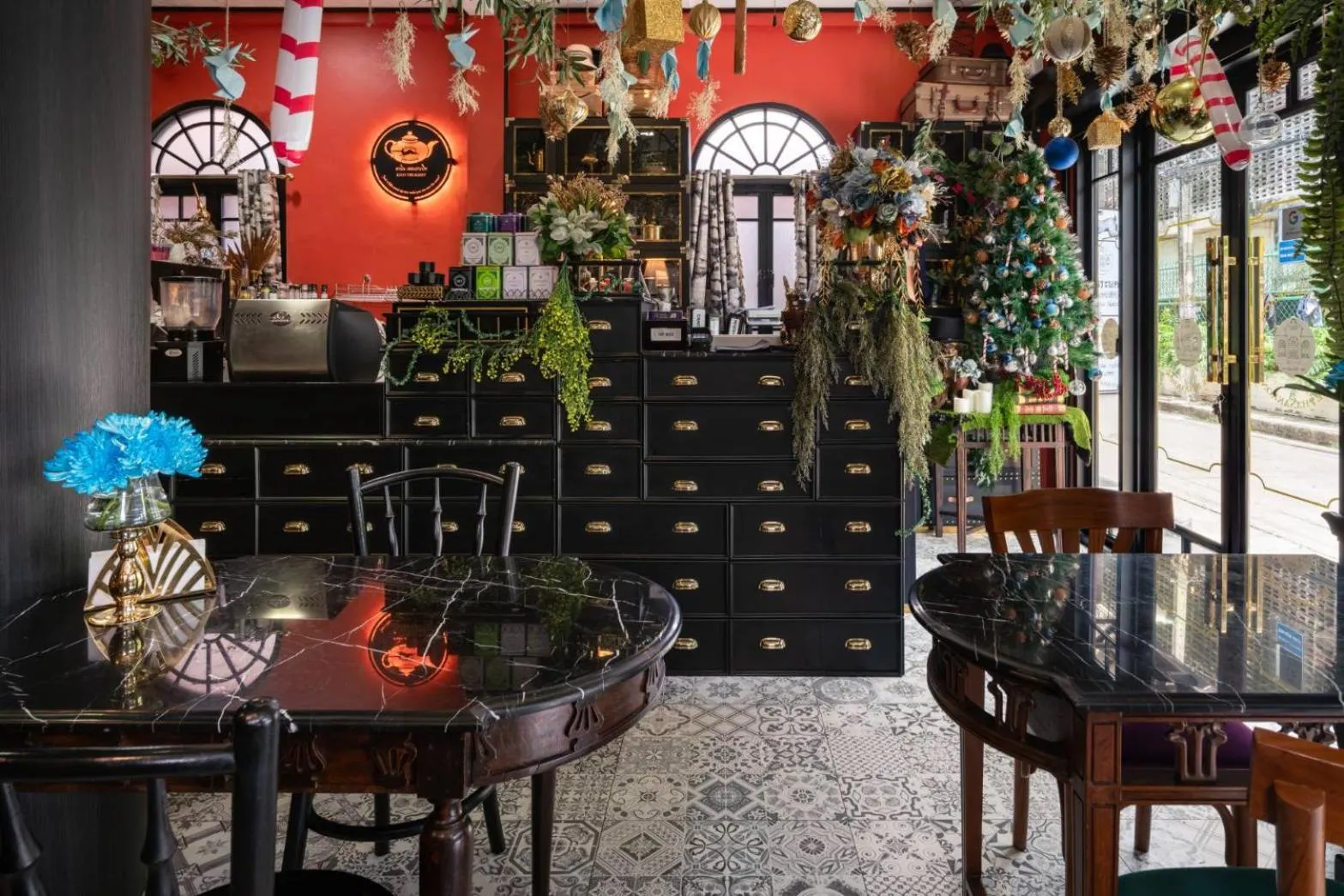 Restaurant/places to eat in DE Phanakron Boutique Hotel