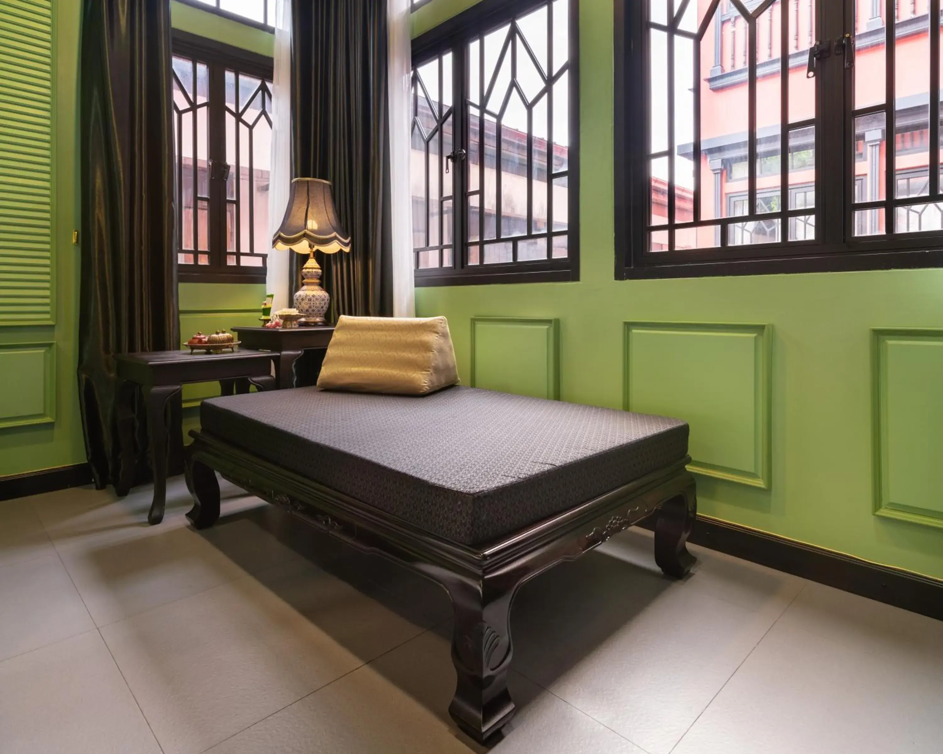 Decorative detail, Bed in DE Phanakron Boutique Hotel Decorative detail, Bed in DE Phanakron Boutique Hotel