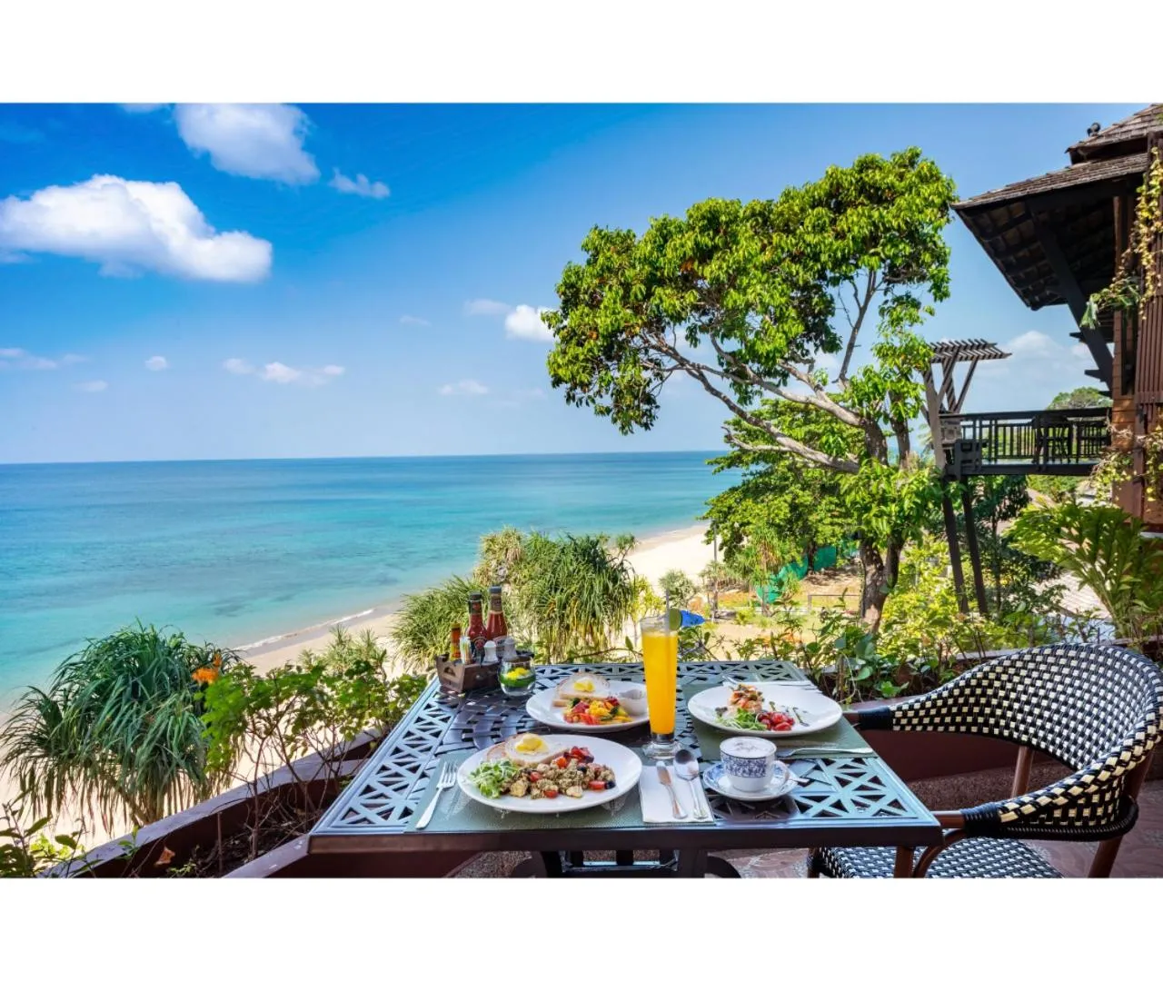 Restaurant/places to eat in Nirvana Beach Resort, Koh Lanta SHA Extra Plus