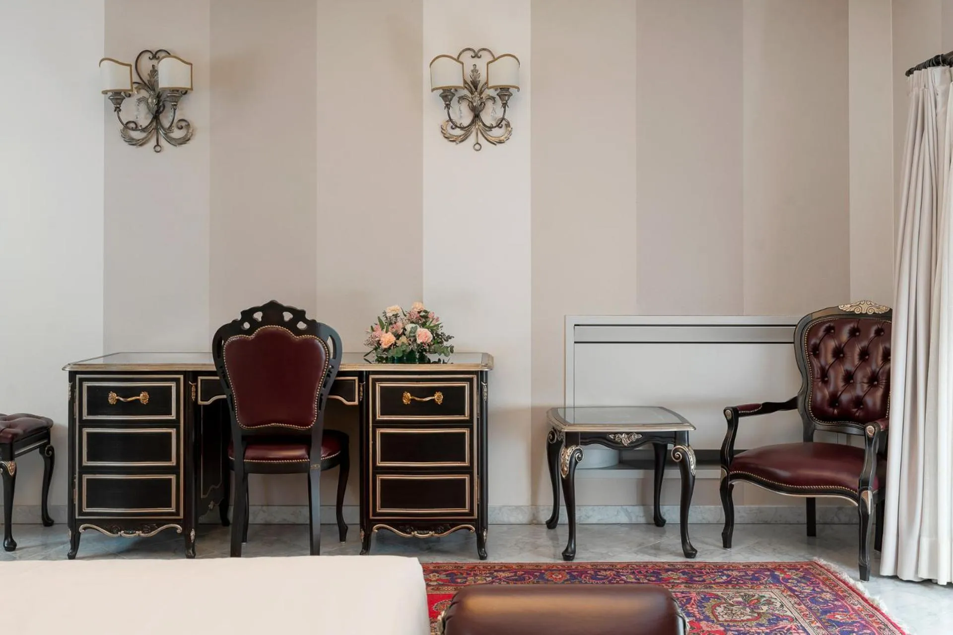 Bedroom in Grand Hotel di Parma - UNA Esperienze