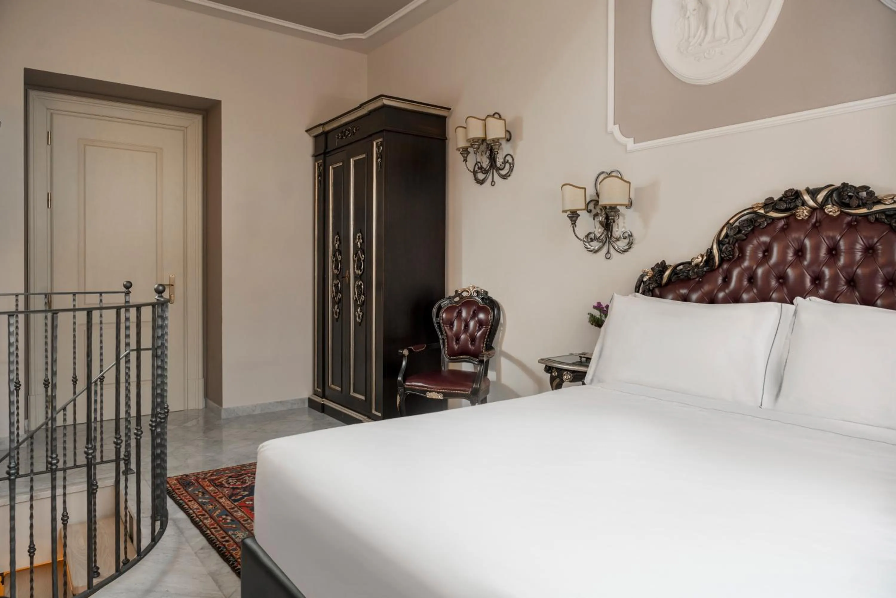 Bedroom, Bed in Grand Hotel di Parma - UNA Esperienze