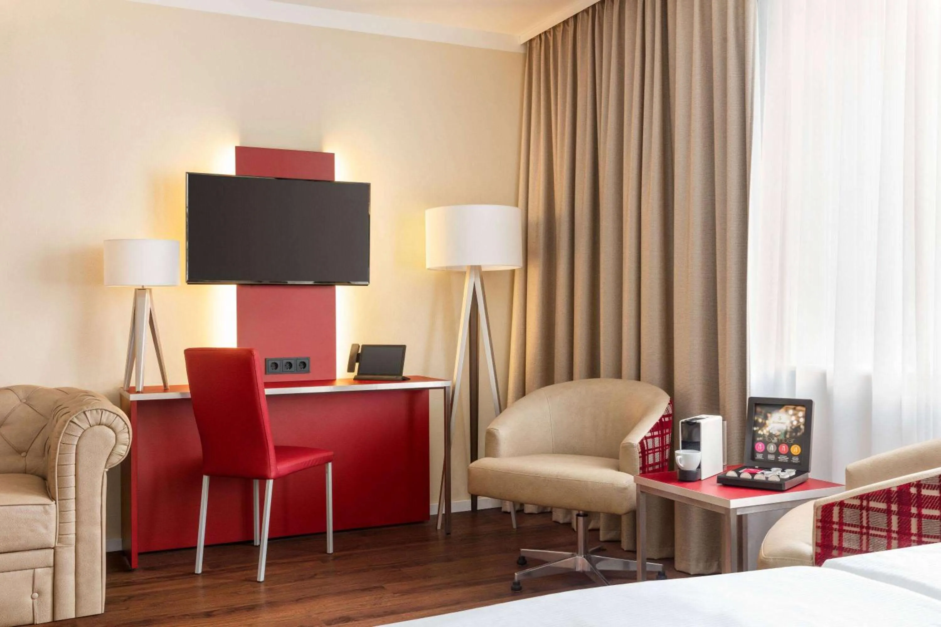 Photo of the whole room, Bed in Amedia Plaza Speyer, Trademark Collection by Wyndham