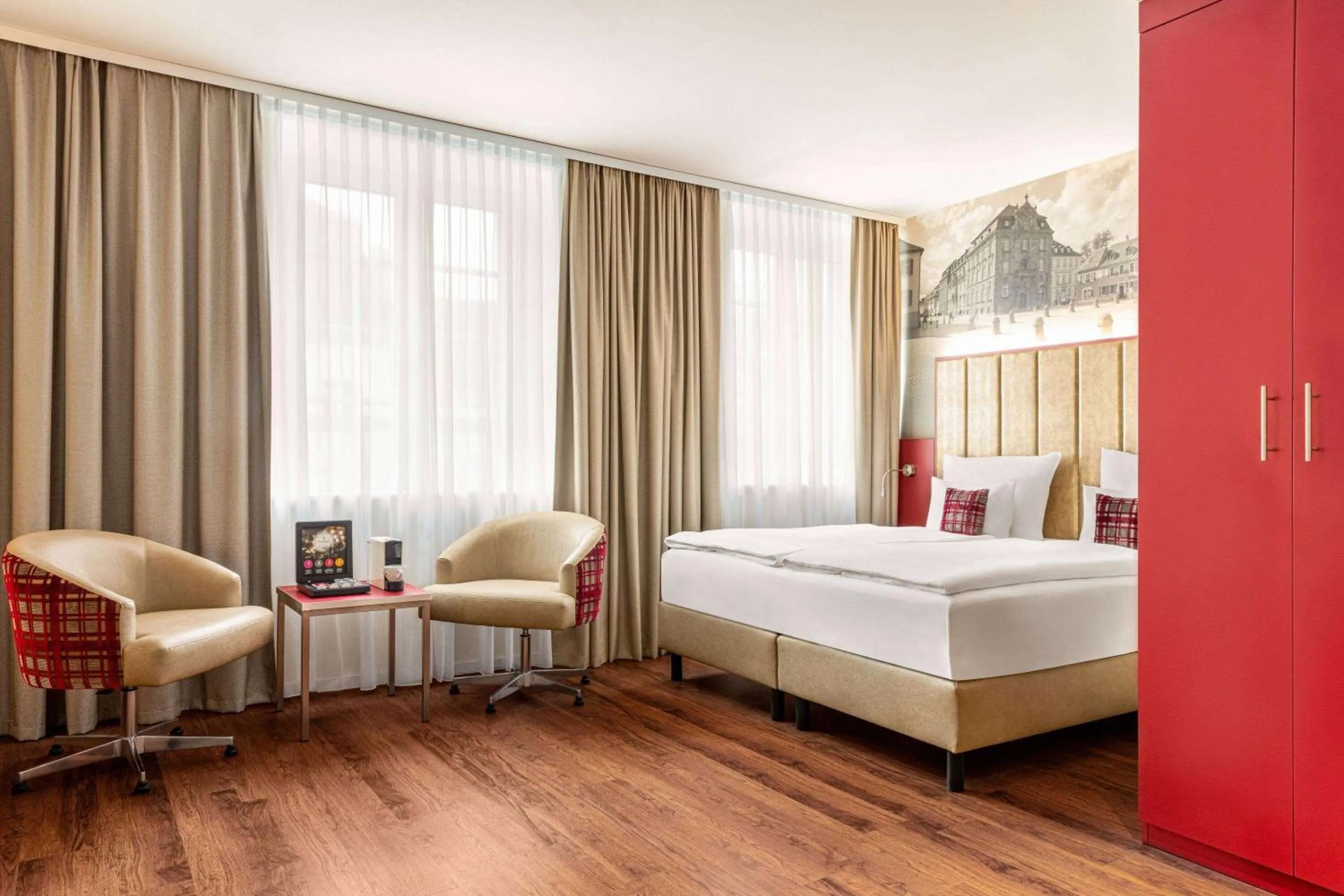 Photo of the whole room, Bed in Amedia Plaza Speyer, Trademark Collection by Wyndham
