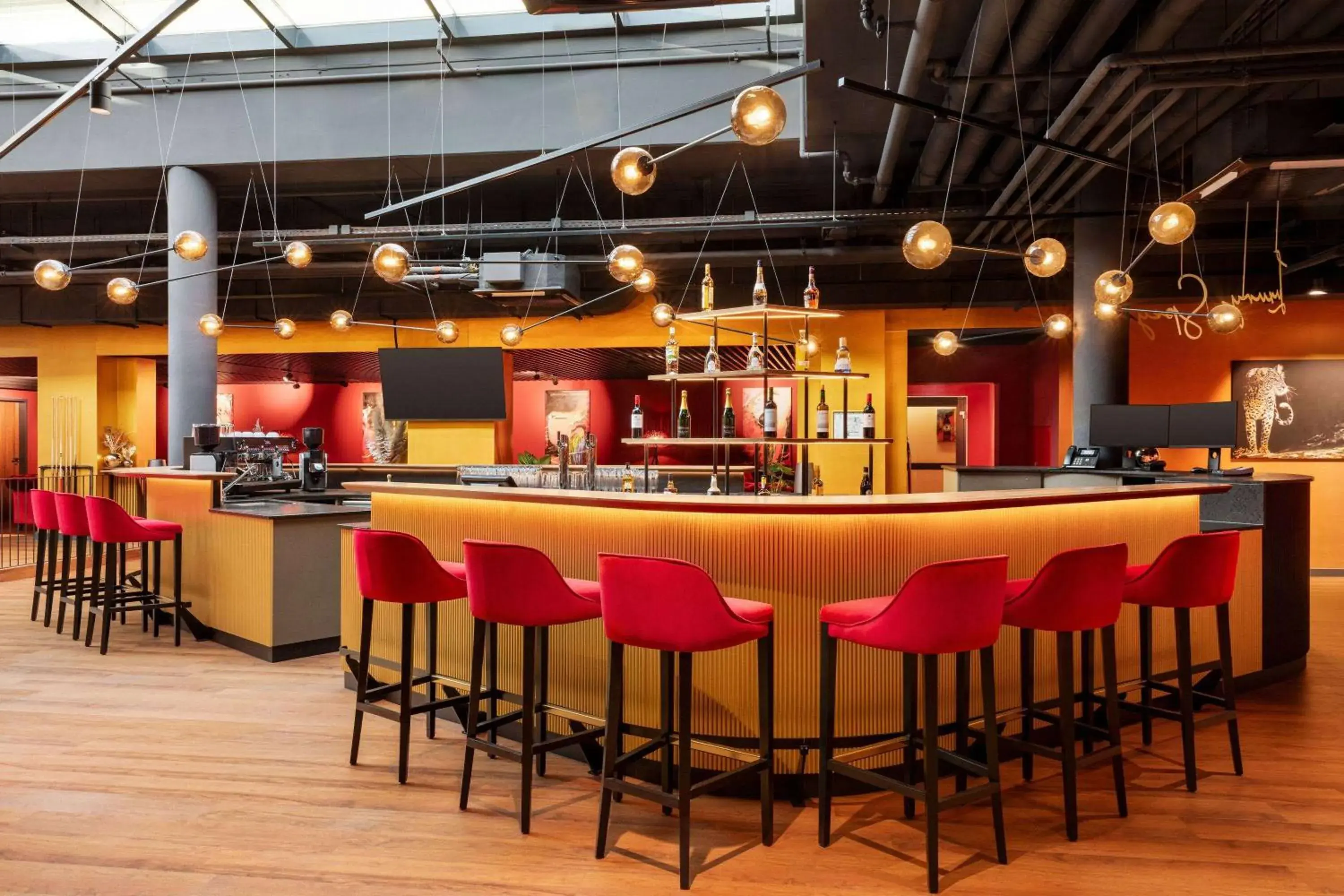 Lounge or bar in Amedia Plaza Speyer, Trademark Collection by Wyndham Lounge or bar in Amedia Plaza Speyer, Trademark Collection by Wyndham