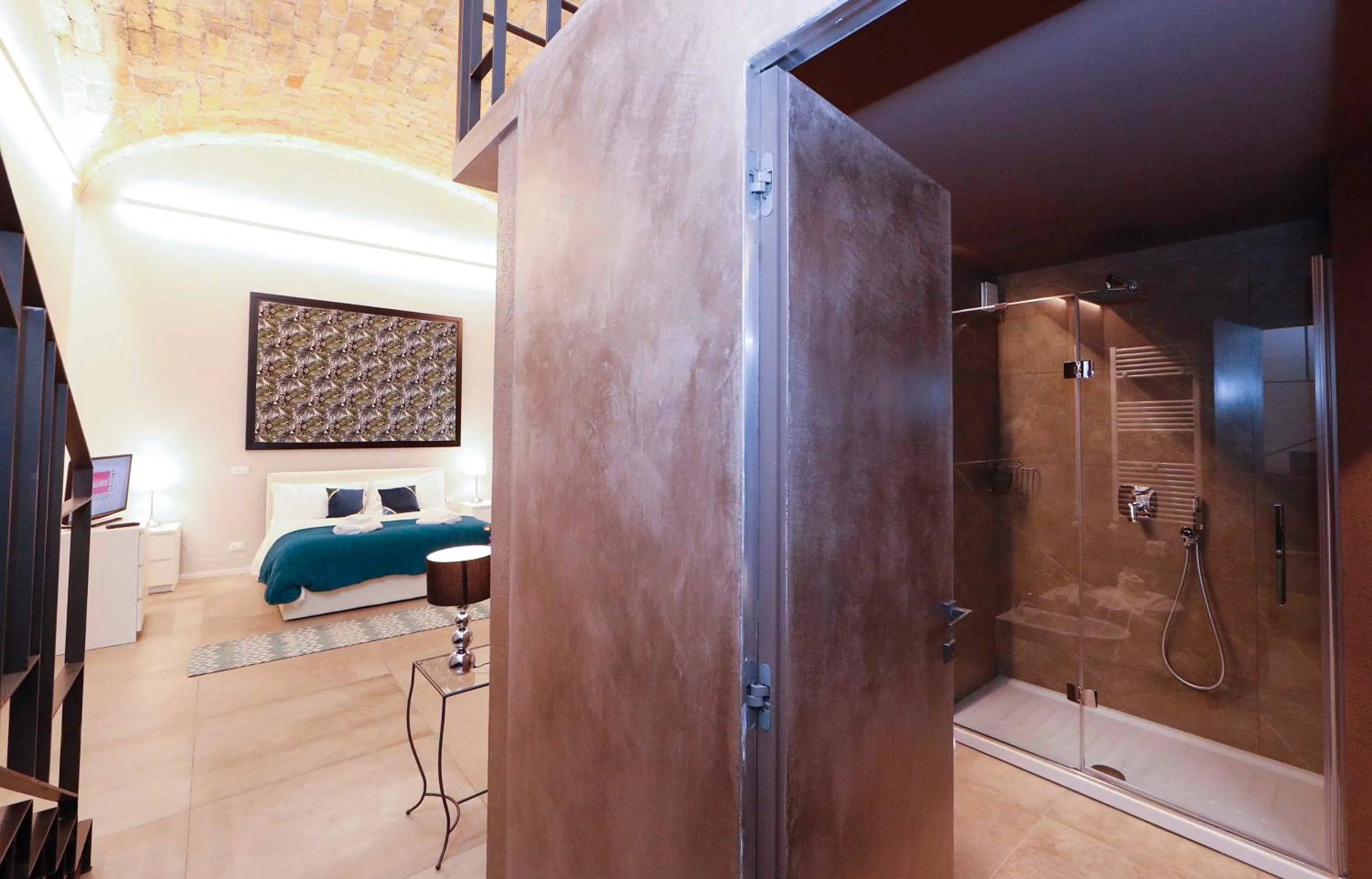 Bedroom in Post Industrial Loft Trastevere - Top Collection