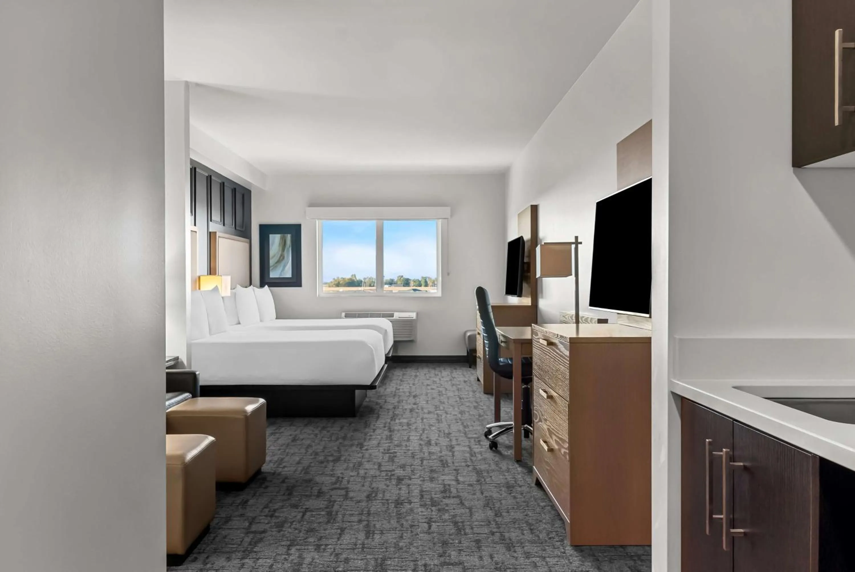 Bedroom, Bed in Best Western Plus Winkler