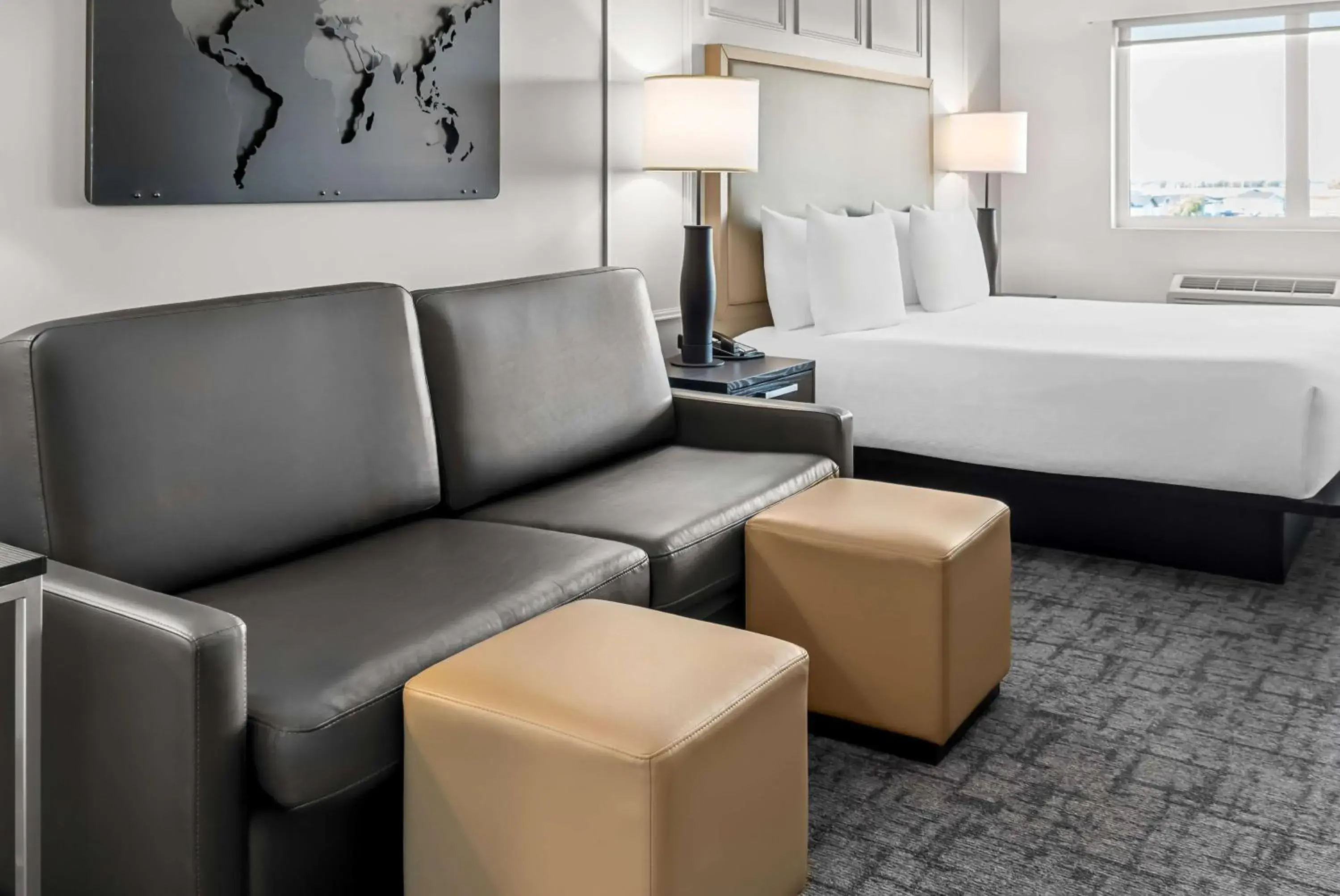 Bedroom, Bed in Best Western Plus Winkler Bedroom, Bed in Best Western Plus Winkler