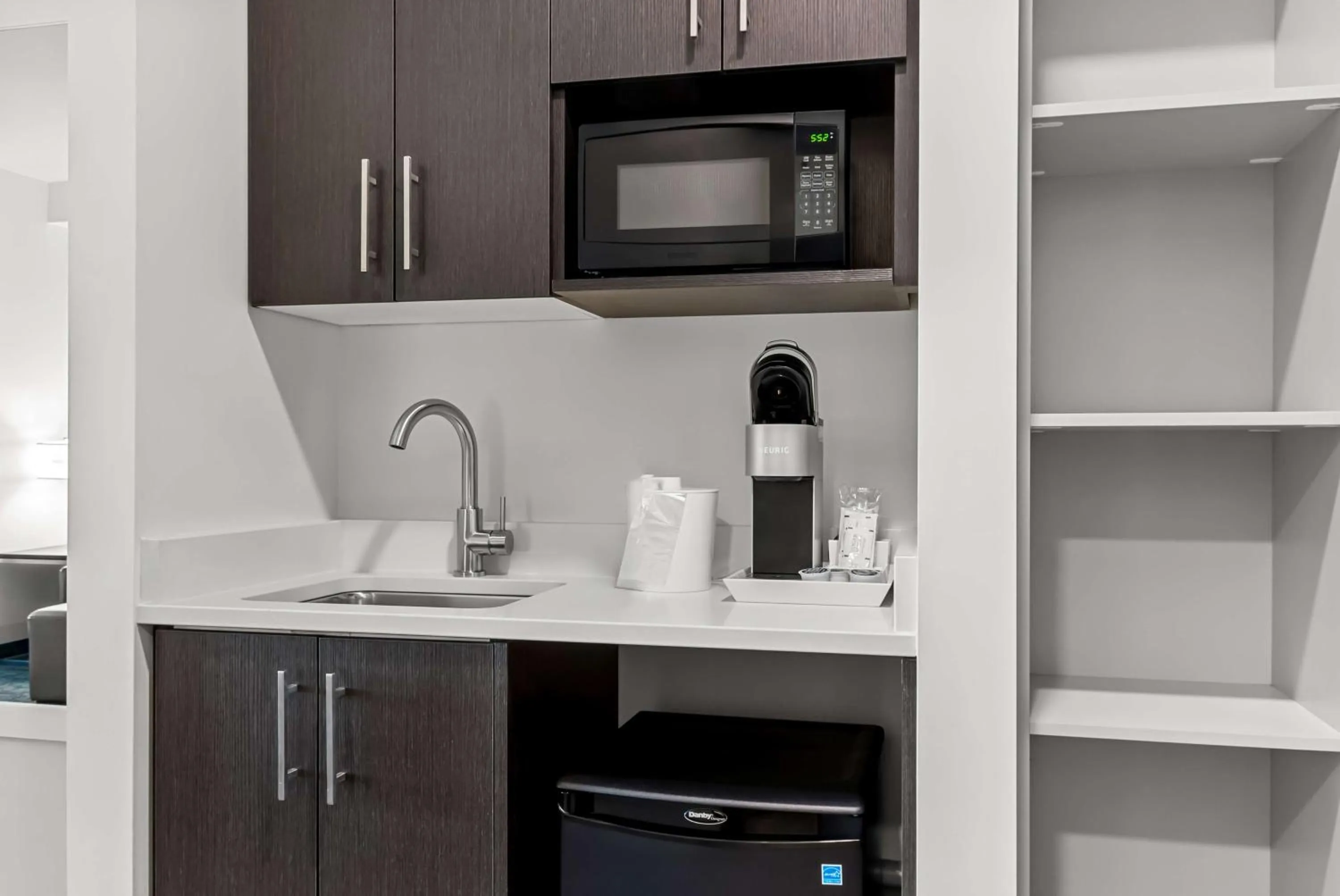 Bedroom in Best Western Plus Winkler