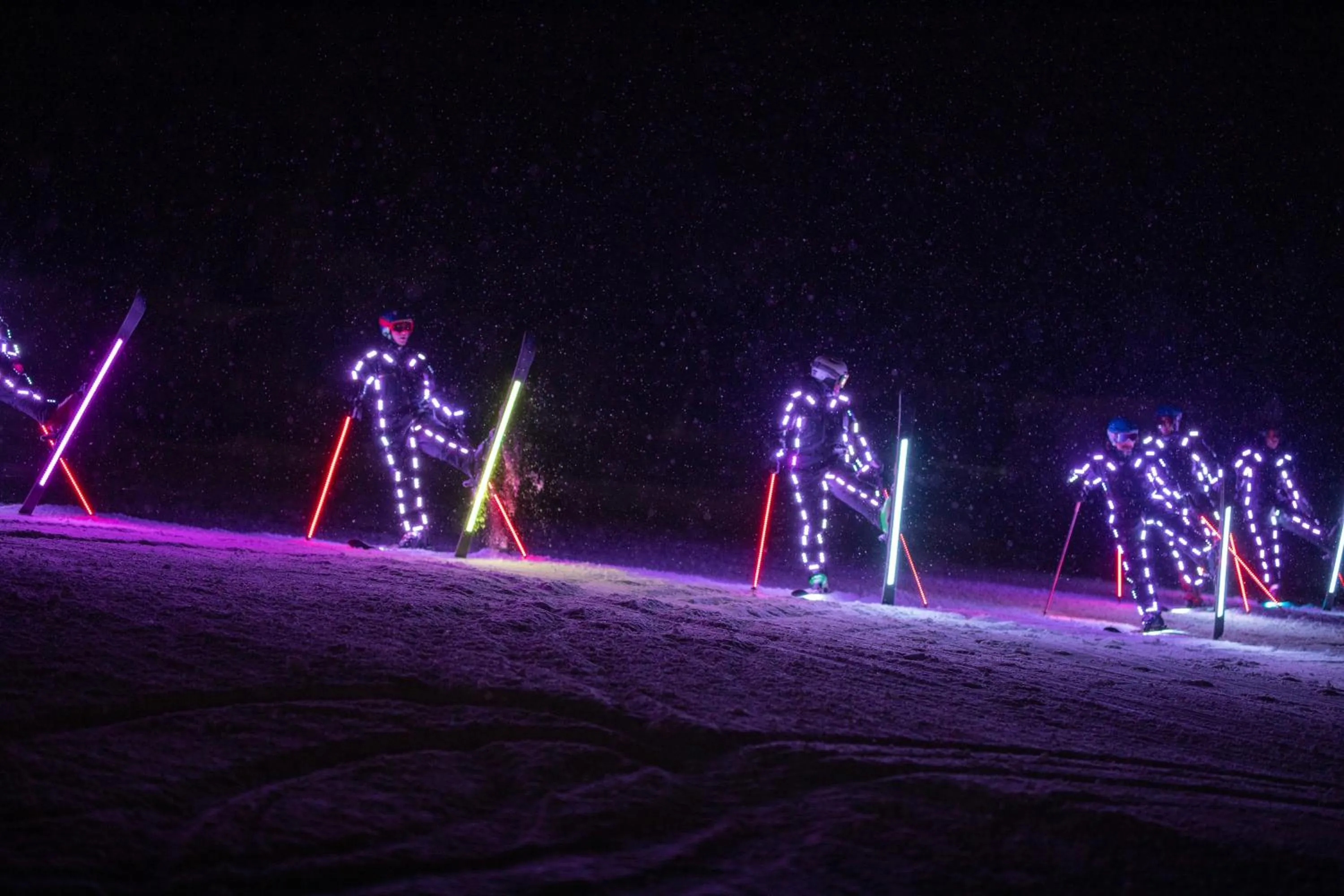 Skiing in Restaurant Appartements Almdiele