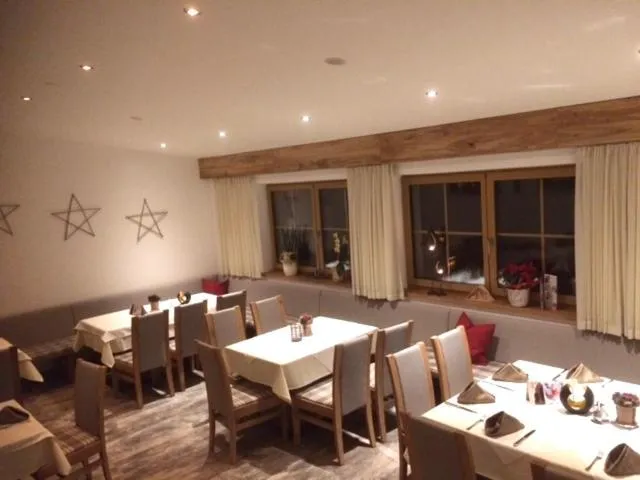 Restaurant/places to eat in Restaurant Appartements Almdiele