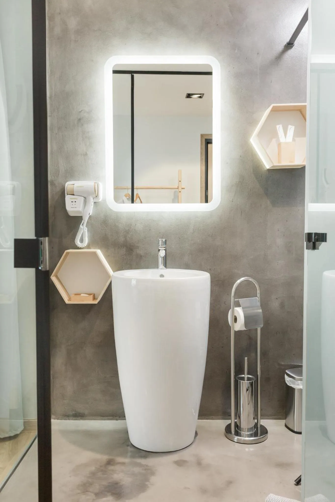 Bathroom in Vrachos Lofts