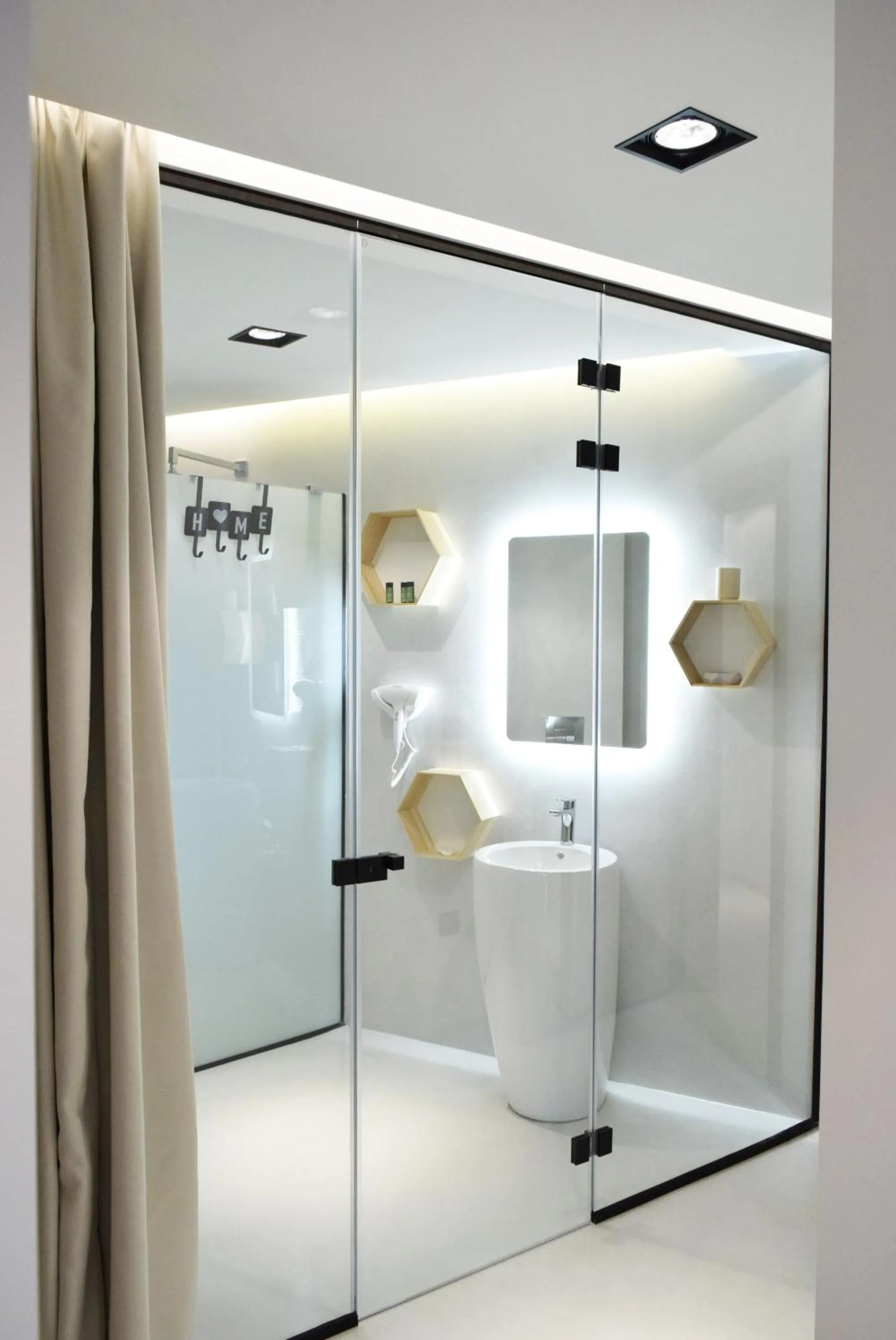 Bathroom in Vrachos Lofts