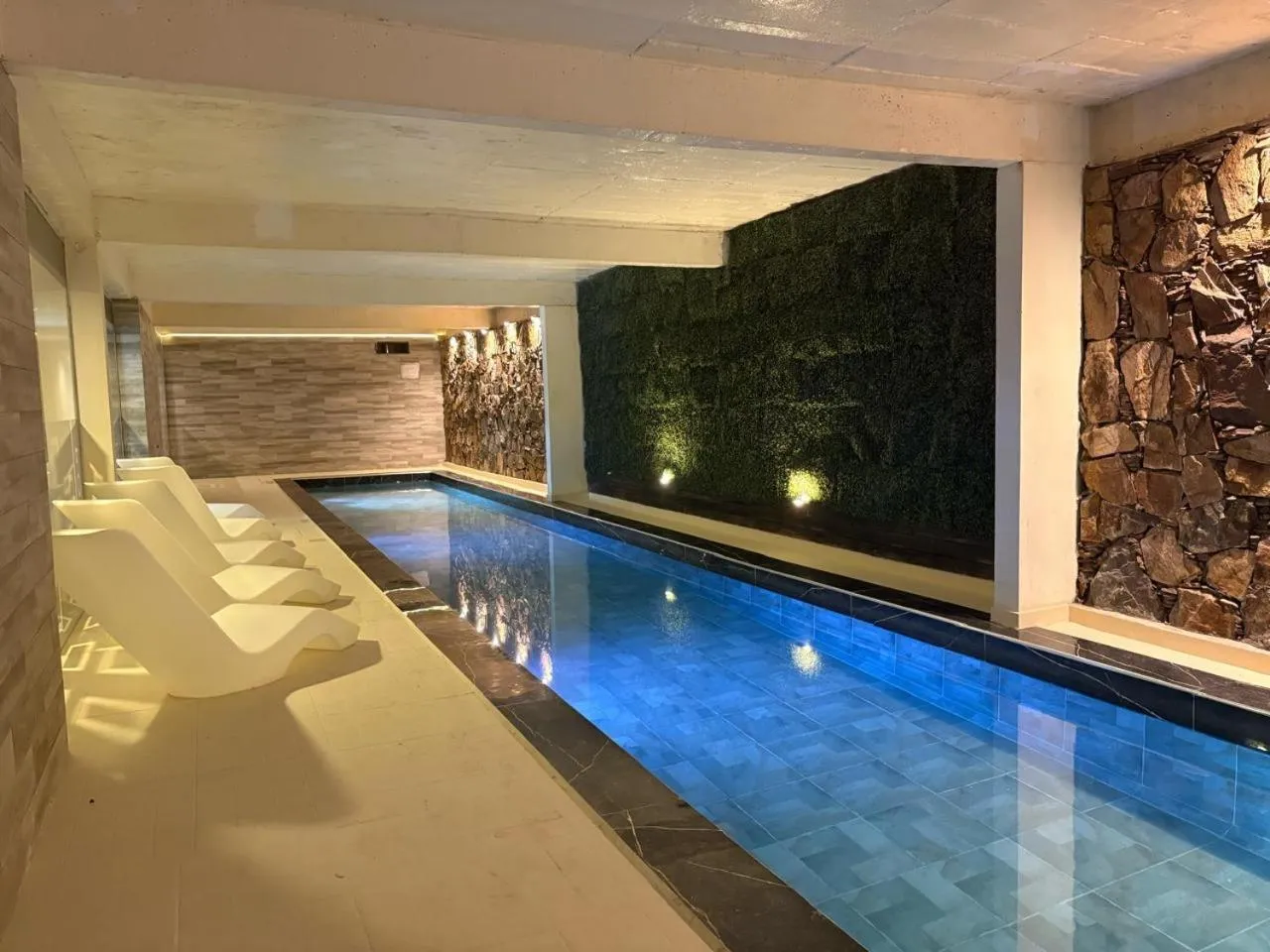 Swimming pool in Posta Natural