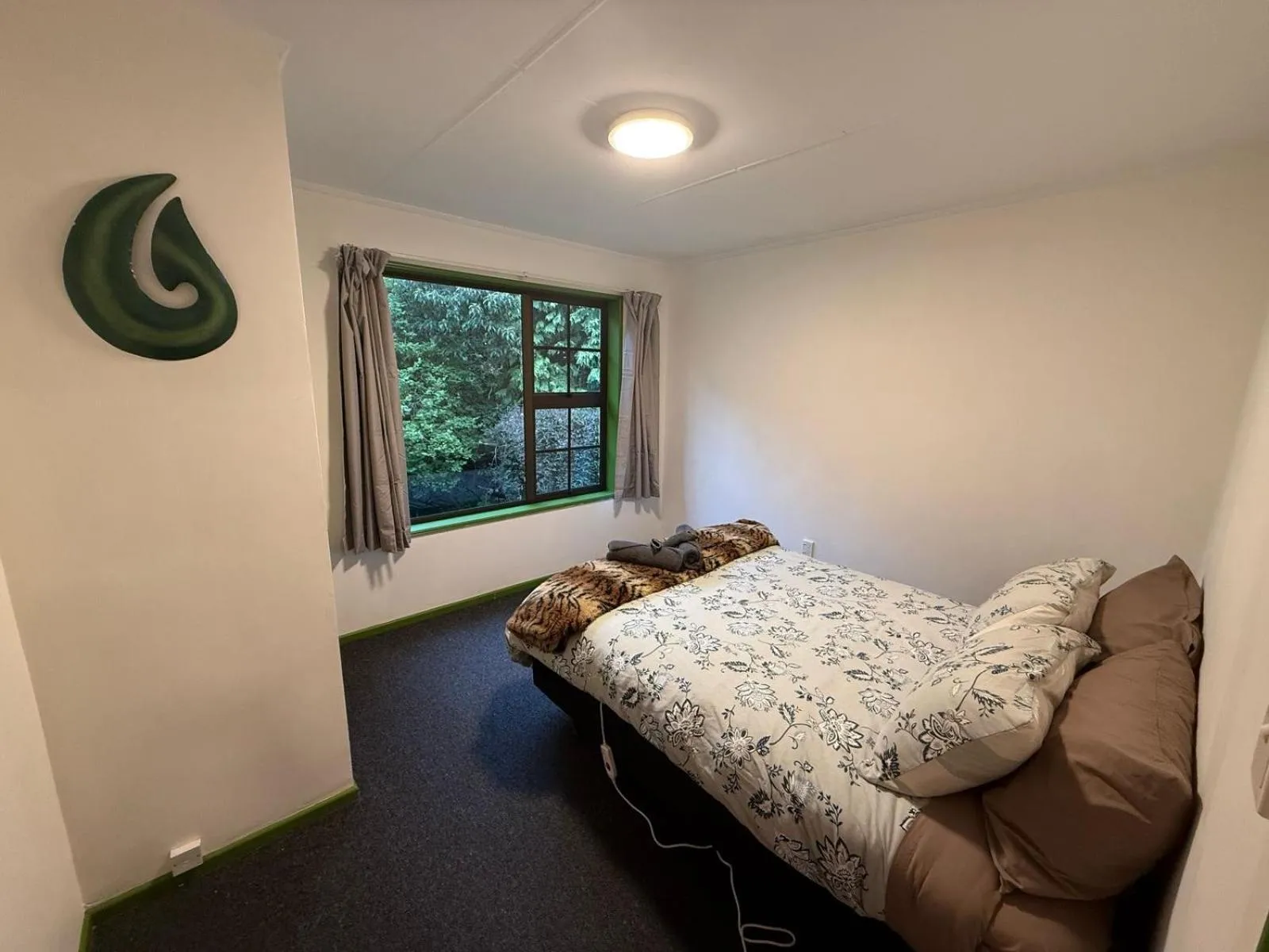 Bed in The Whistling Frog Resort