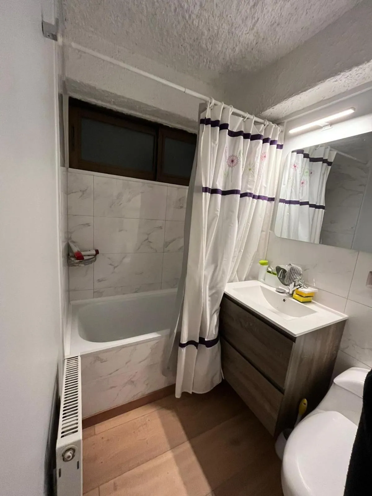 Bed in Ski in-out Apartment in El Colorado